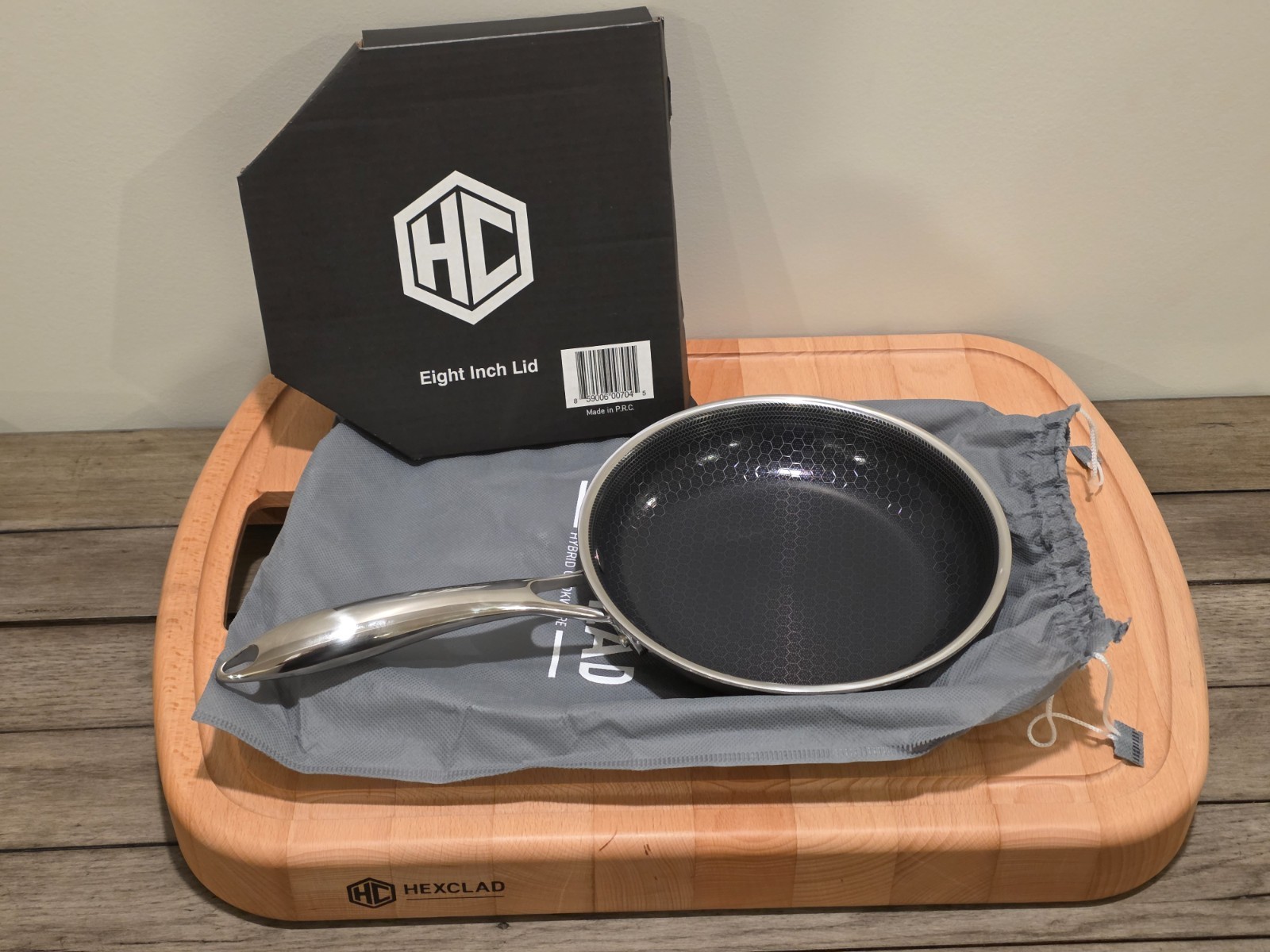 HexClad Hybrid Nonstick 8-Inch Frying Pan with Tempered Glass Lid - $149 MSRP