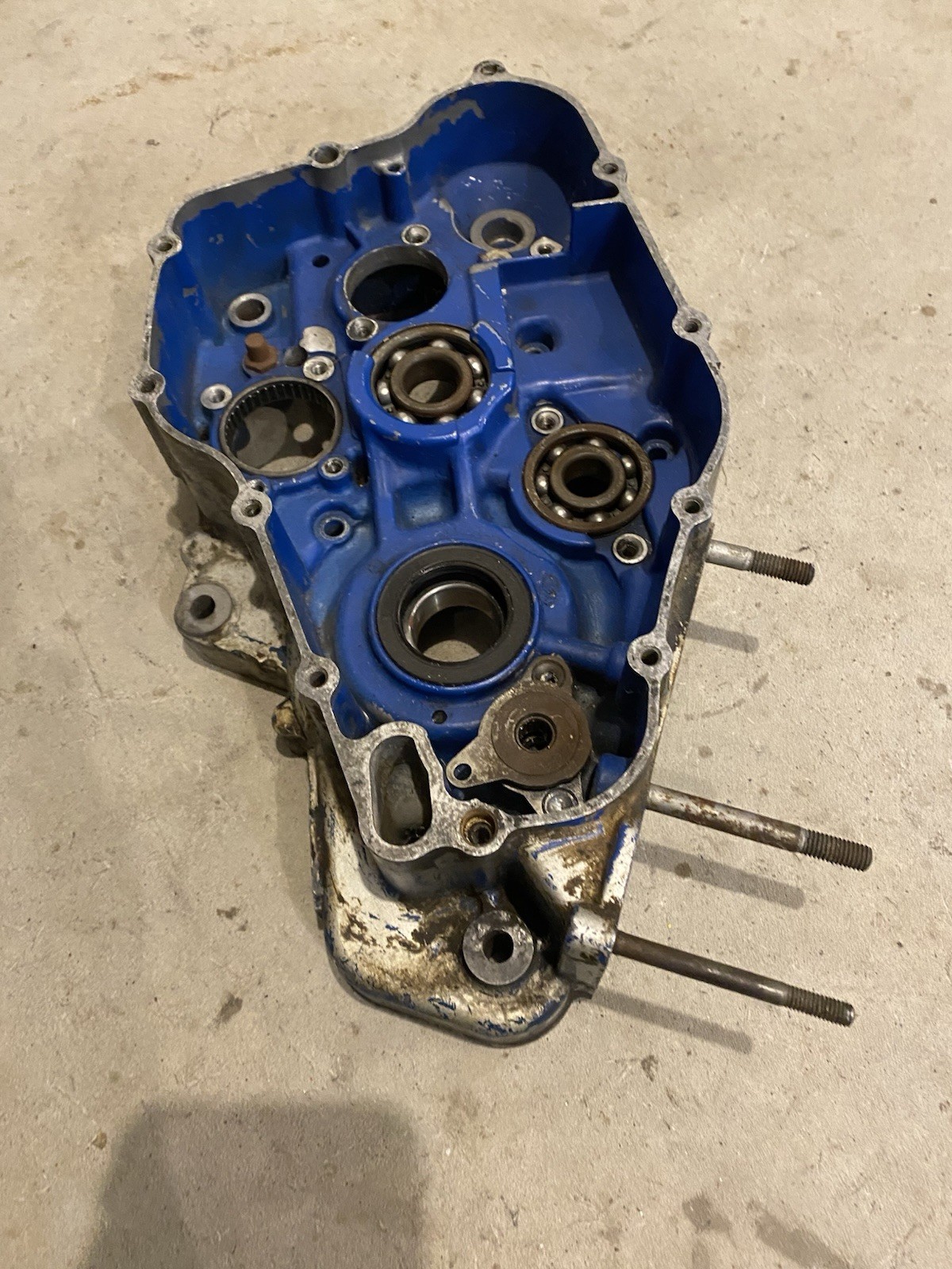 1987-1991 LT250R RIGHT SIDE CASE HALF, NO CRACKS