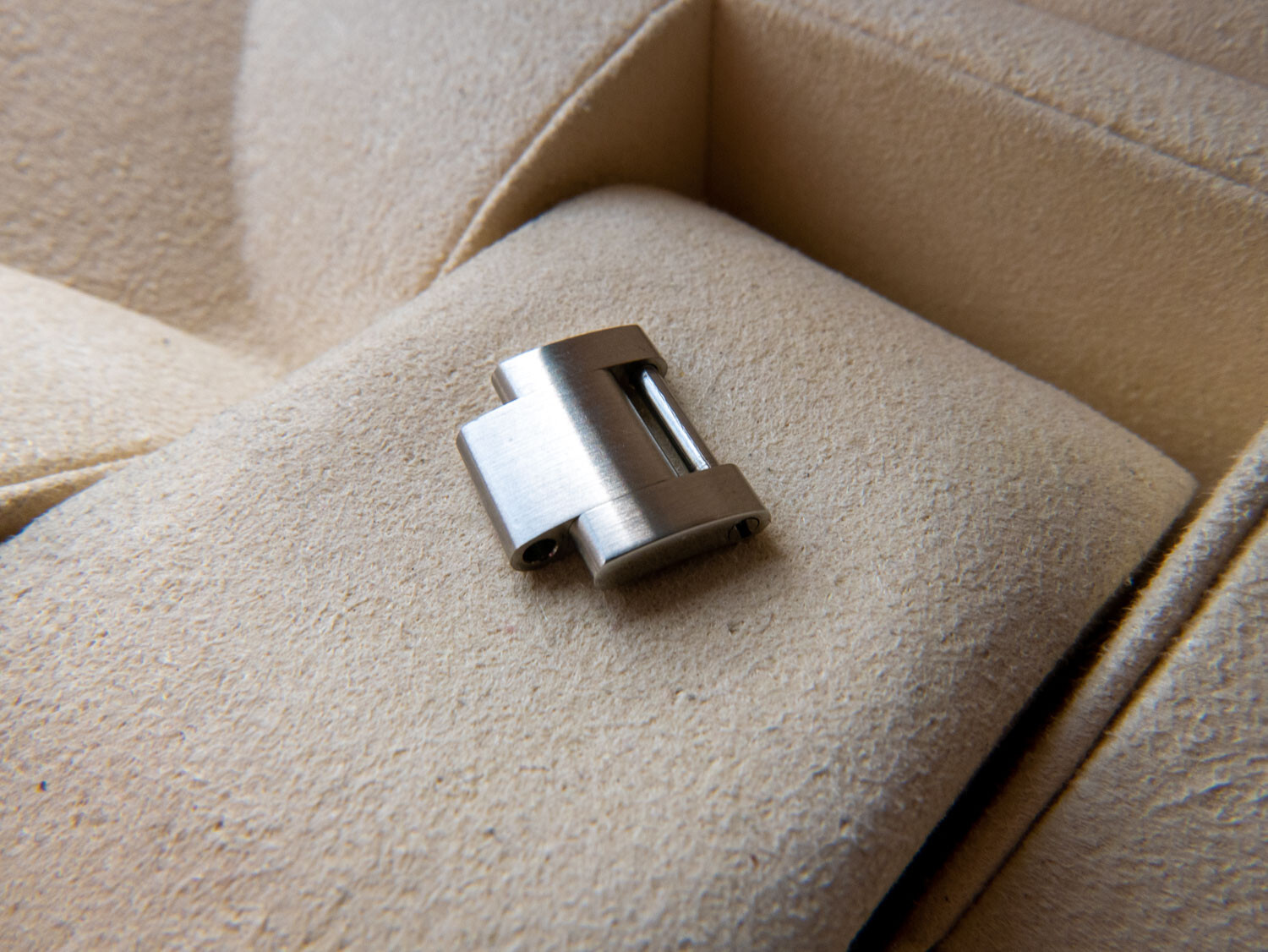 Rolex 126000 114300 Oyster Link – Solid Steel 15.5mm Bracelet Part – USA