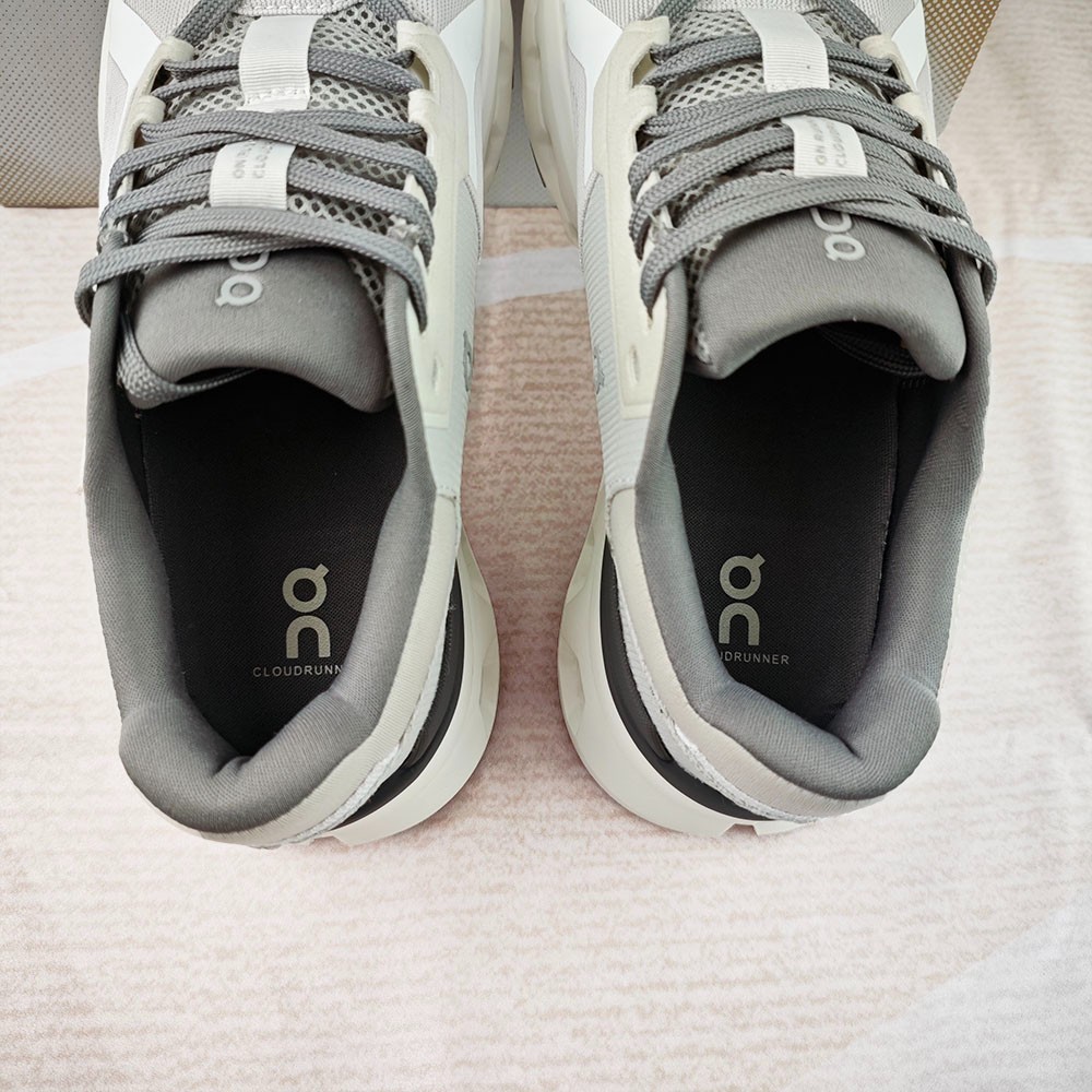 On-Cloudrunner 2 Frost | White Sneakers Women Standard Running Shoes Size 7/8/9