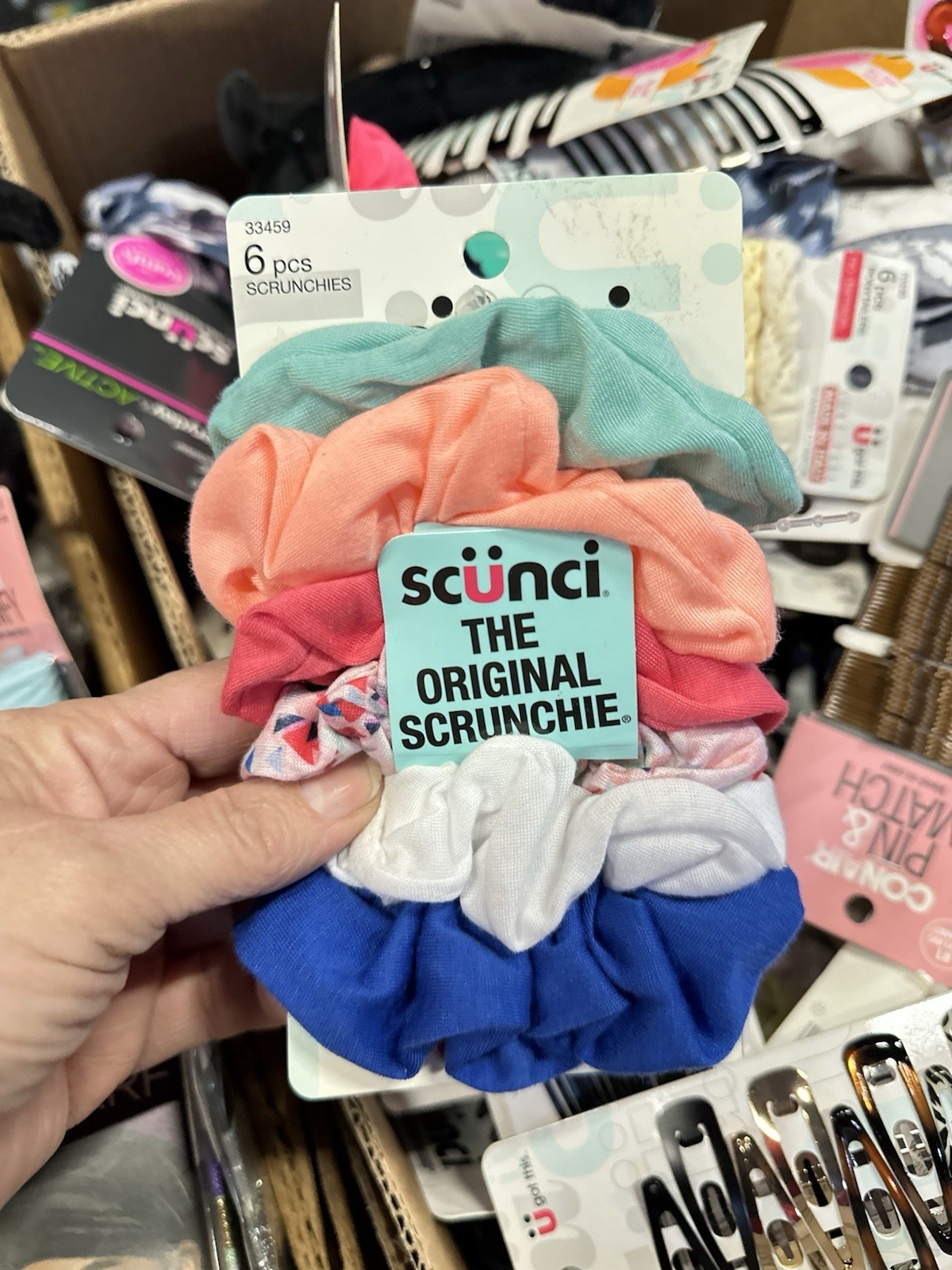 50 Pcs Wholesale Scunci , Goody Assorted Hair Accessories Scrunchies Etc Read