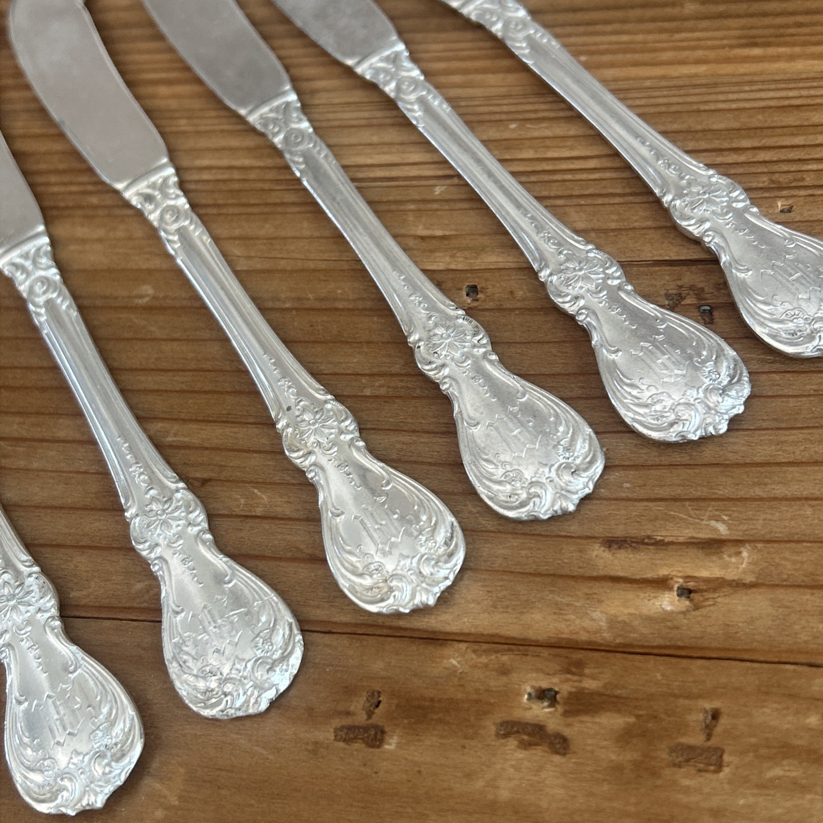 (6) Old Master by Towle Sterling Silver Flat Butter Knife Spread 5.75" abt 164g
