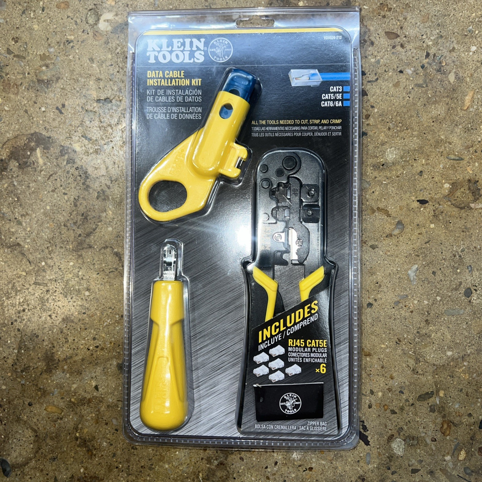 Klein Tools Data Cable Installation Kit With Zipper Pouch Model VDV026-212