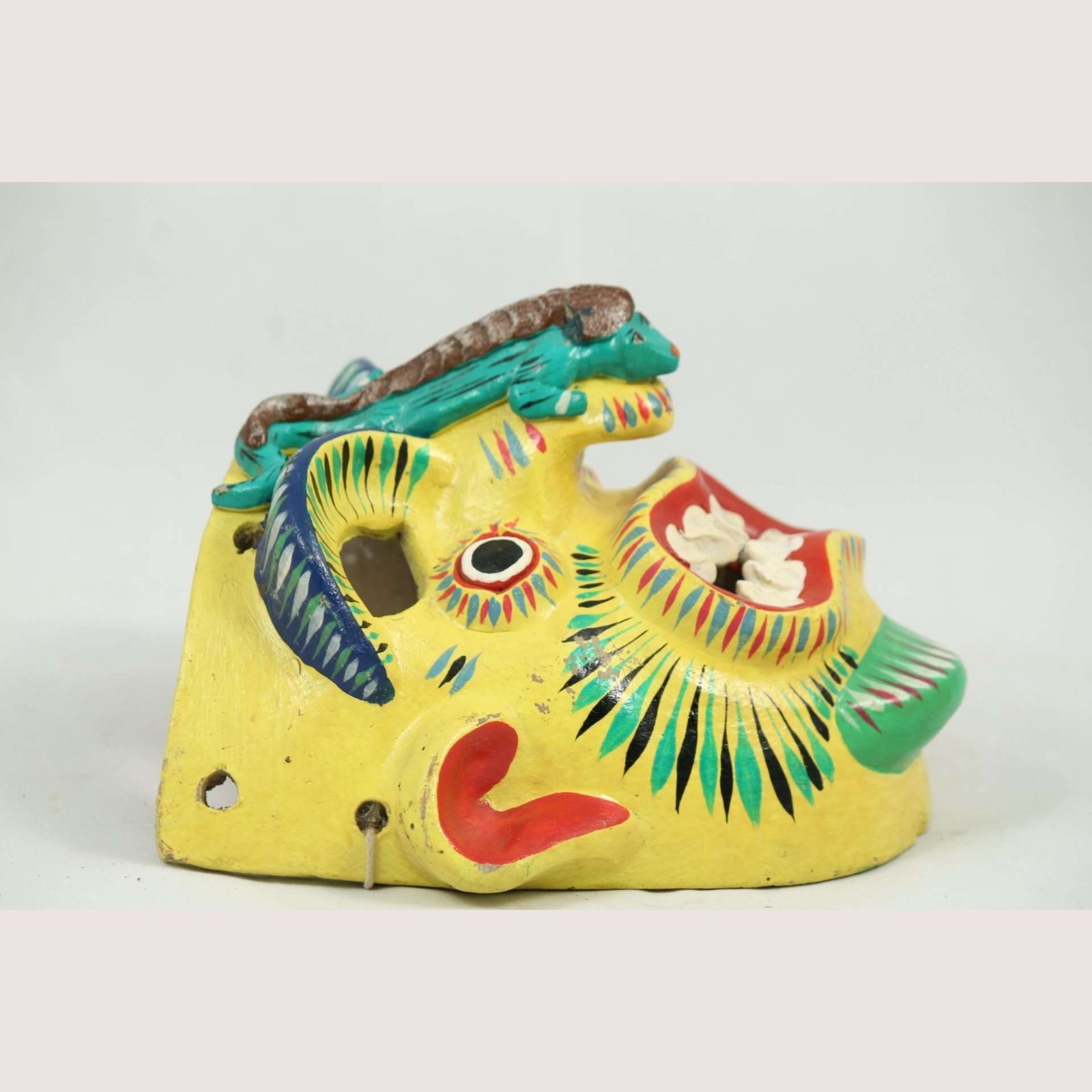 Vintage Mexican Ceramic Hanging Lizard Mask Ortega, Yellow