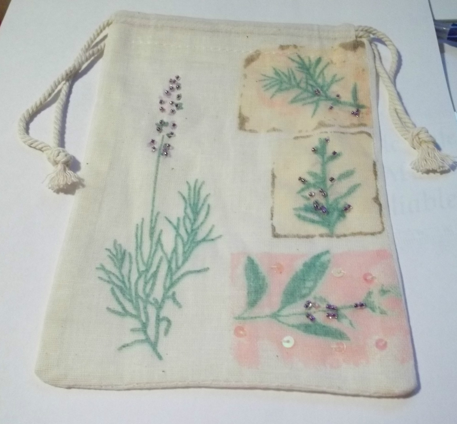 6 Ivory 5x7" Muslin with Lavender plants printed on front Drawstring Favor Bags