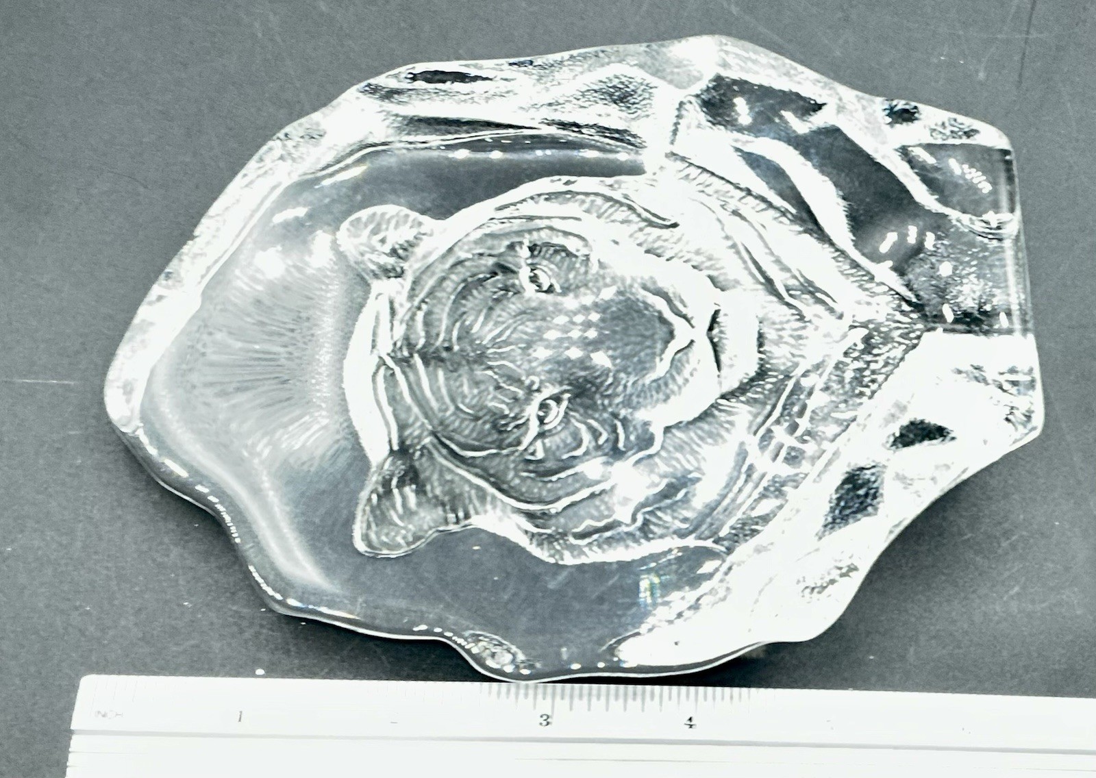 Mats Jonasson 3D Crystal Tiger Head Sculpture Maleras, Sweden Art Glass Wildlife