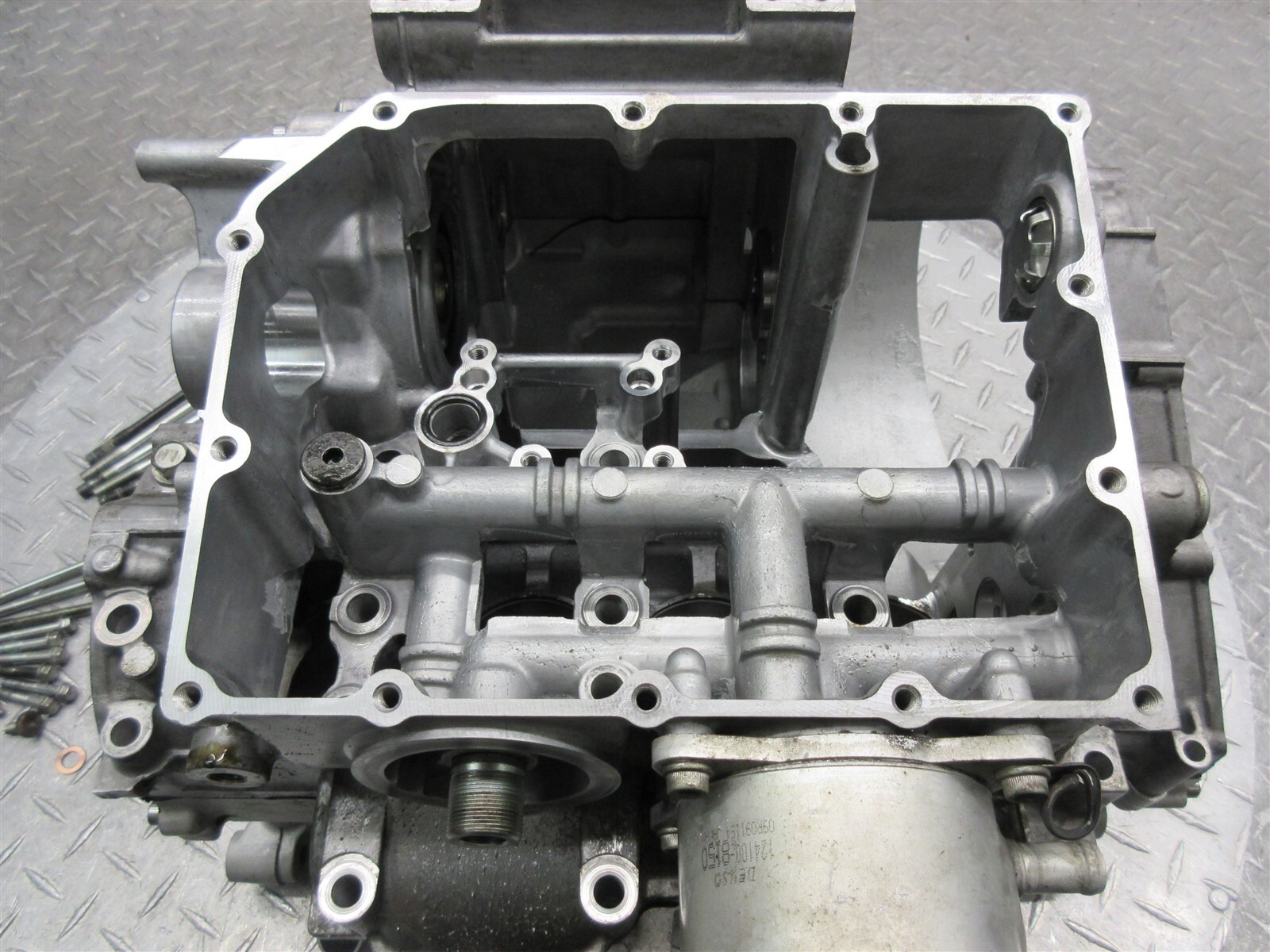 2015 11-20 Suzuki GSXR 750 GSXR750 Crankcase Case Engine Motor Block Piston Lot