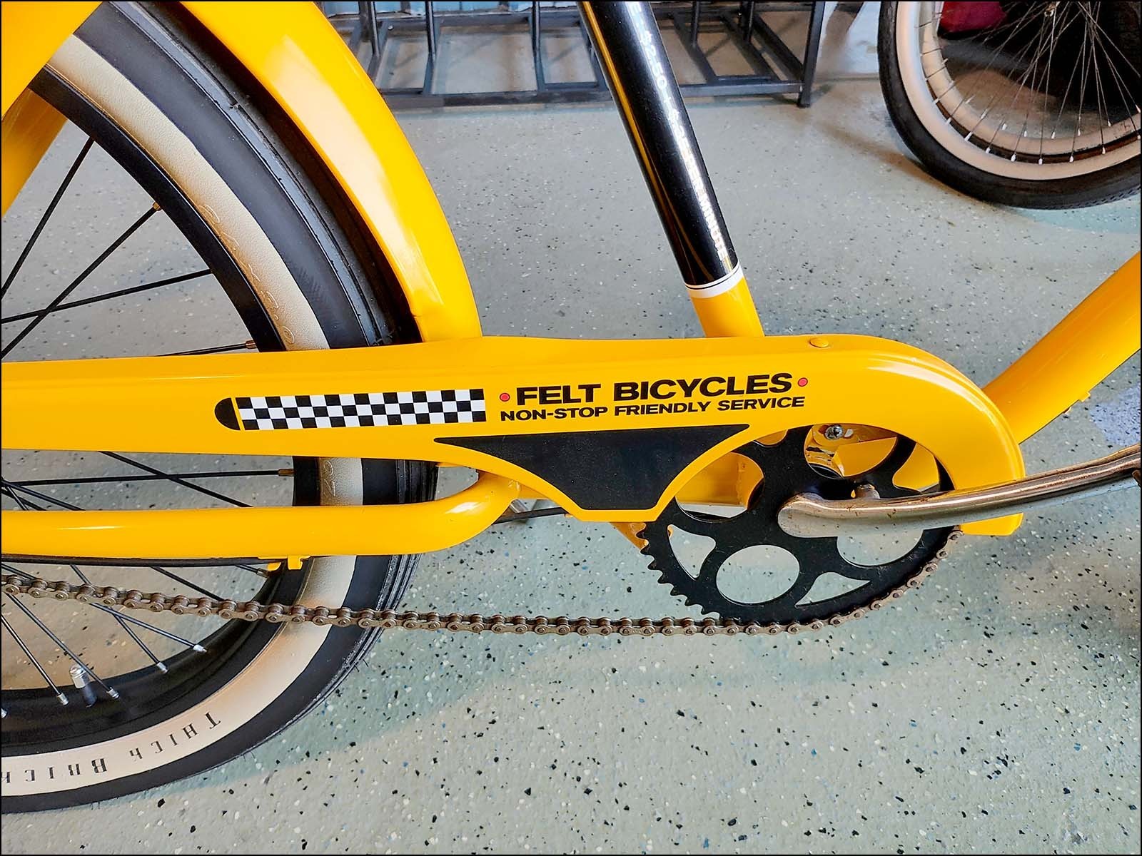 2007 or 2008 FELT BICYCLE Ltd Ed Yellow Cab Beach Cruiser