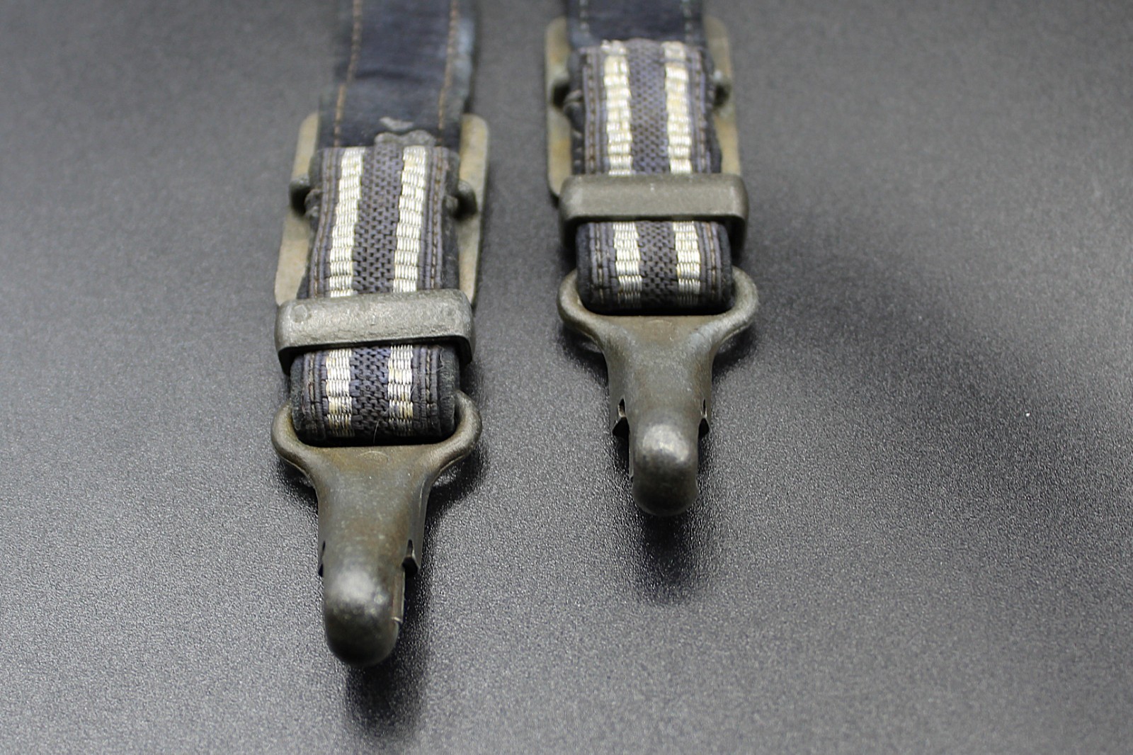 Original German WWII WW2 Luftwaffe Dagger Deluxe Hanger