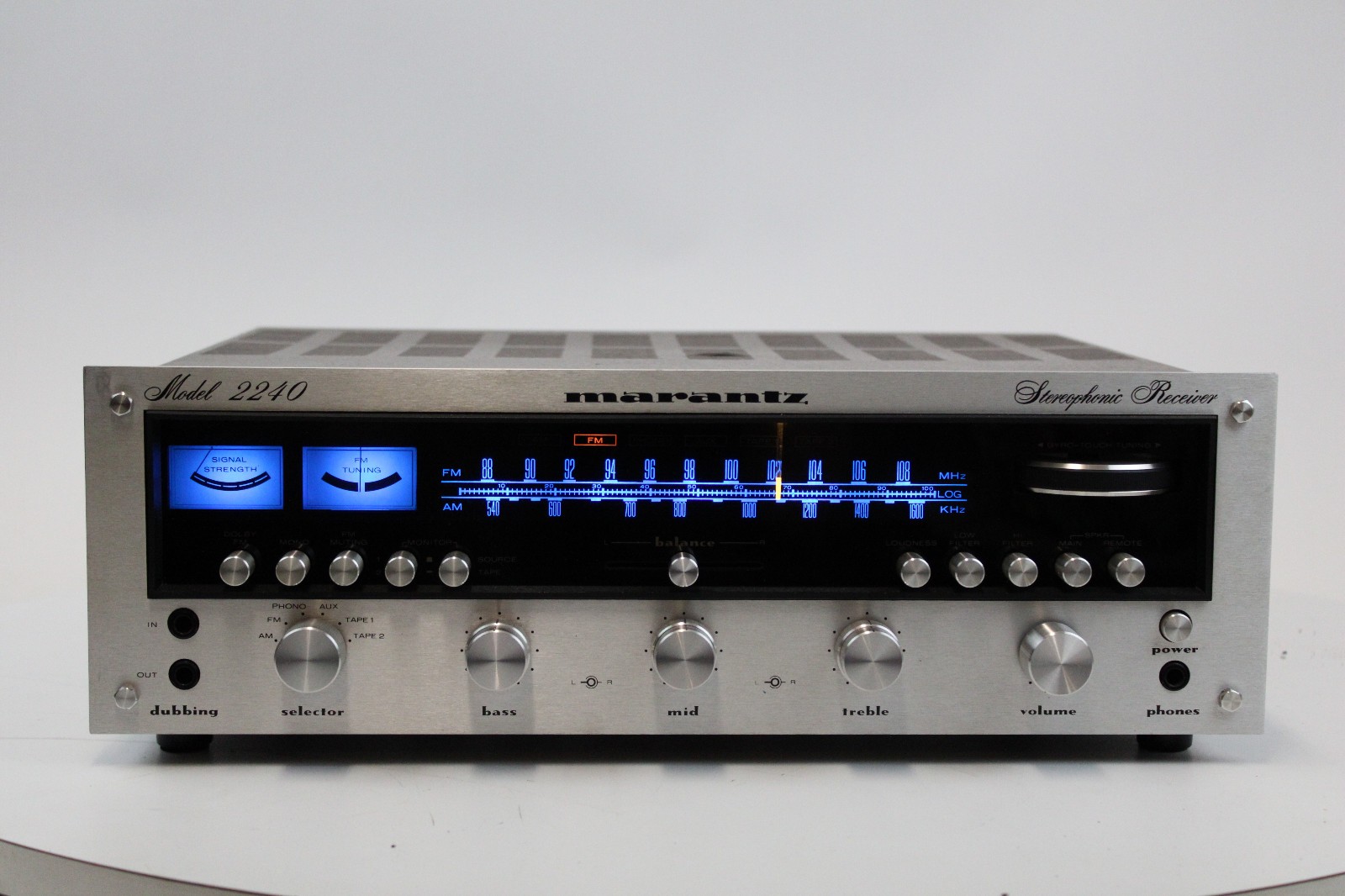 Vintage Marantz 2240 AM/FM-Stereo Receiver Pampered Condition