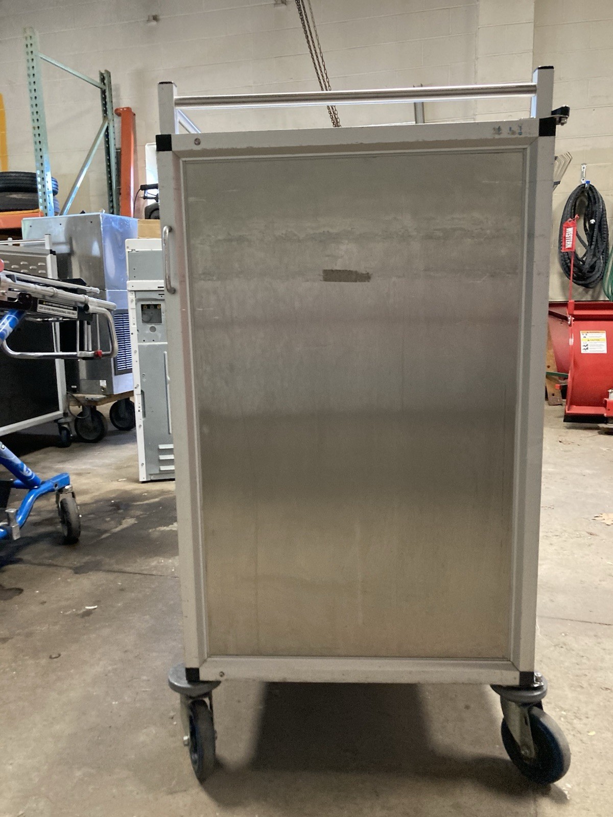 Hupfer 12 Tray Hospital Grade Delivery Cart. And Very Good Shape./Stainless .￼￼
