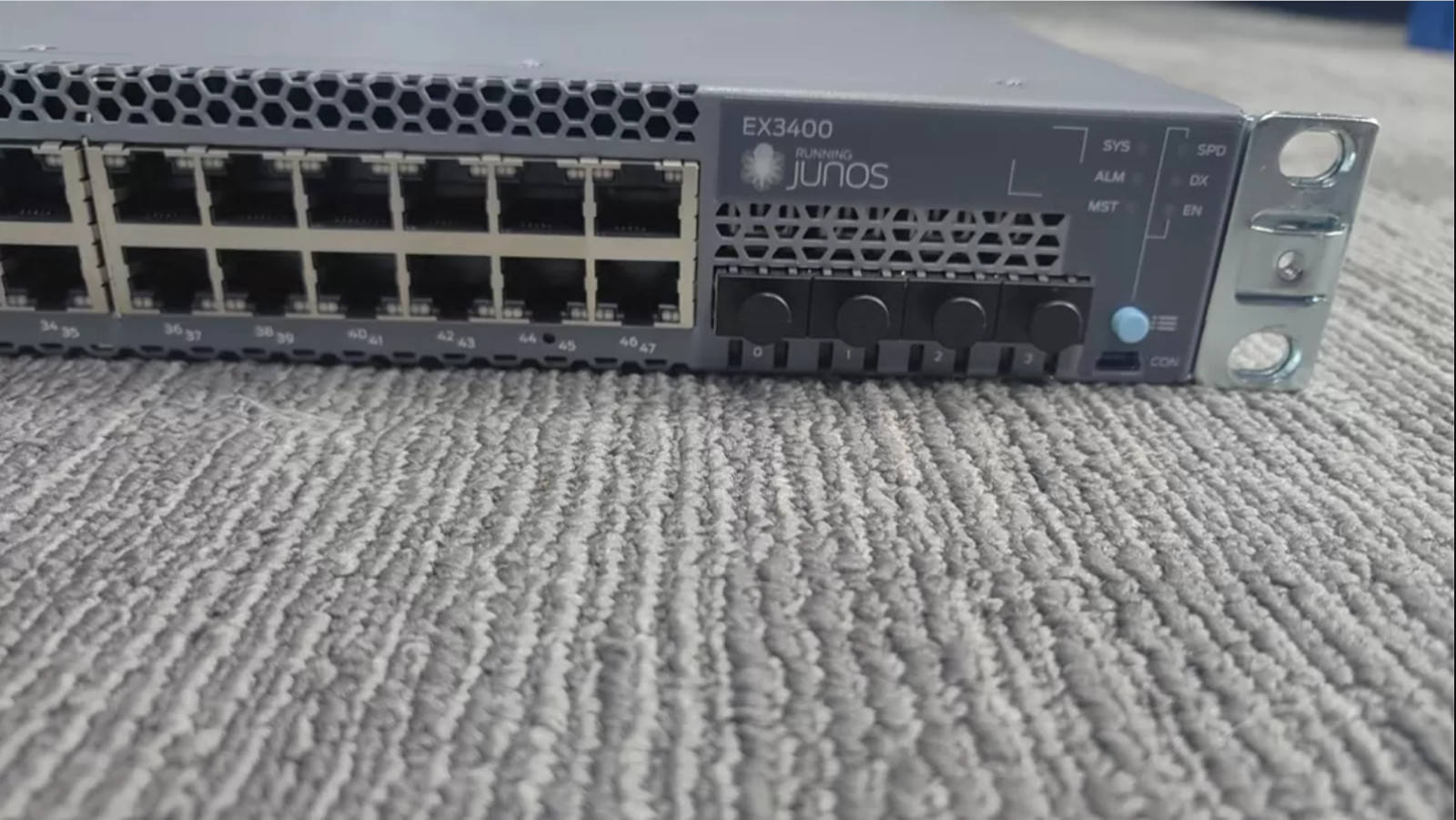 Juniper Networks EX3400-48T-AFI 48-Port Gigabyte Ethernet Switch