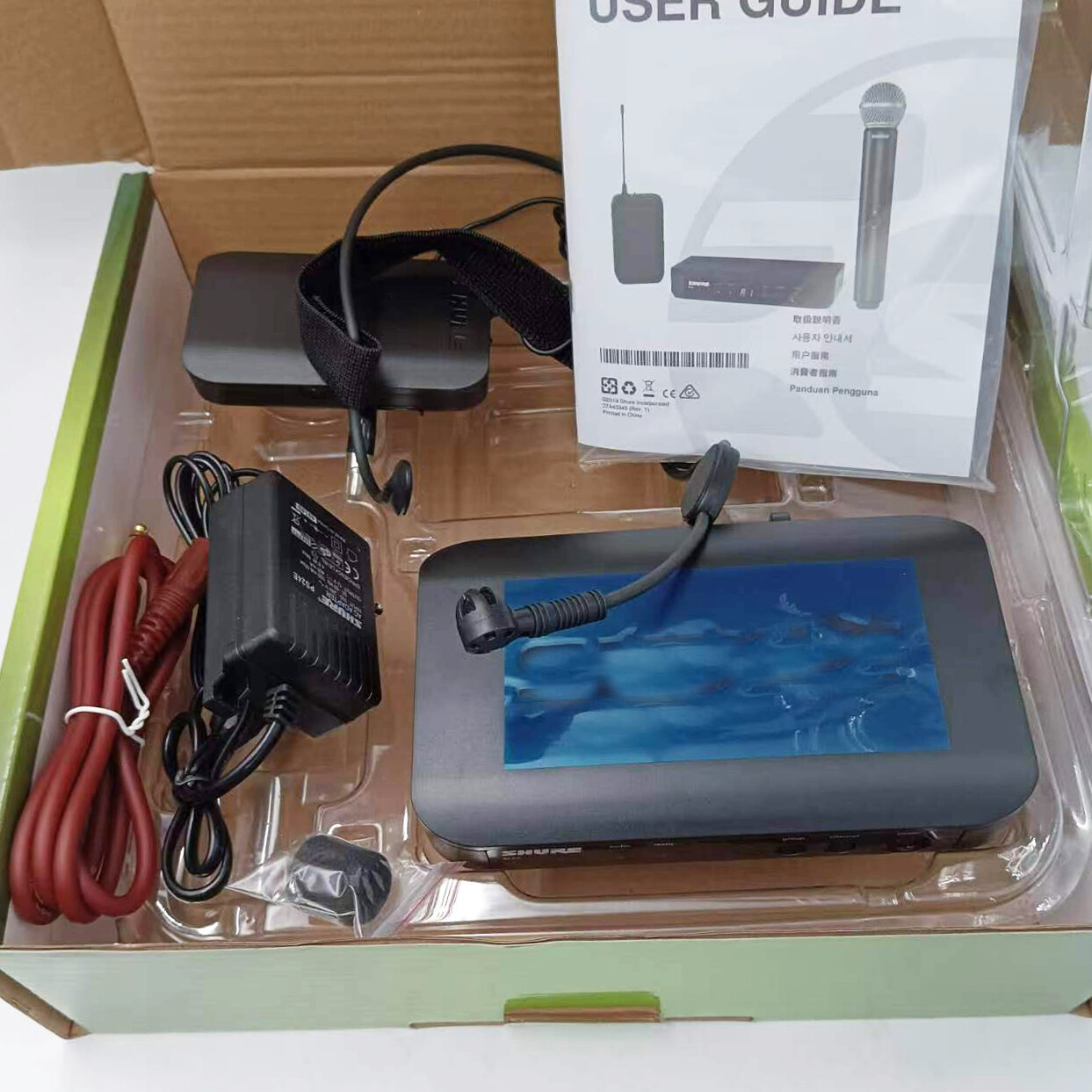 BLX14/PGA31 Wireless Headworn Microphone System HEADSET SYSTEM W/PGA31 New