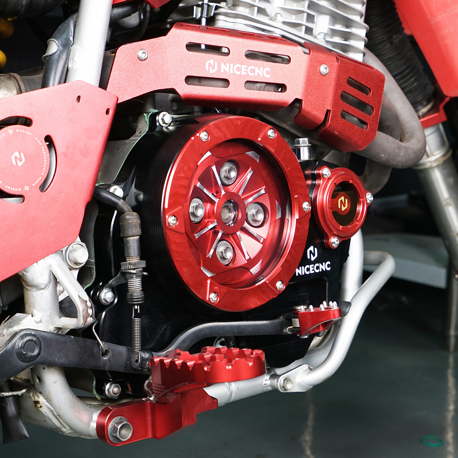 NiceCNC Right Engine Clutch Cover Guard Protector For Honda XR650L 1993-2024