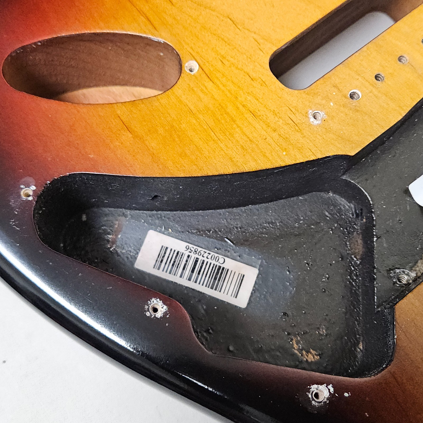 Fender USA Highway One Strat Alder Body Sunburst Satin Nitro Electric Guitar