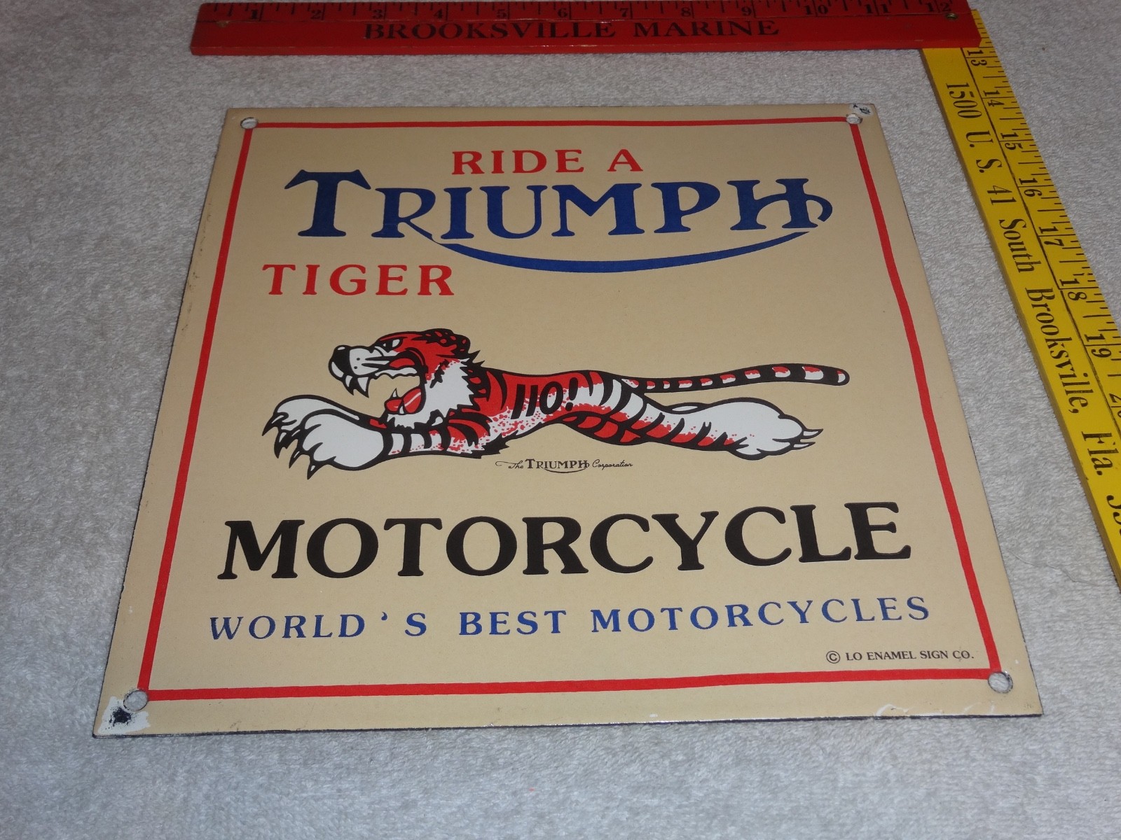 VINTAGE TRIUMPH T110 MOTORCYCLE DEALER TIGER 10" PORCELAIN METAL GASOLINE ⛽ SIGN