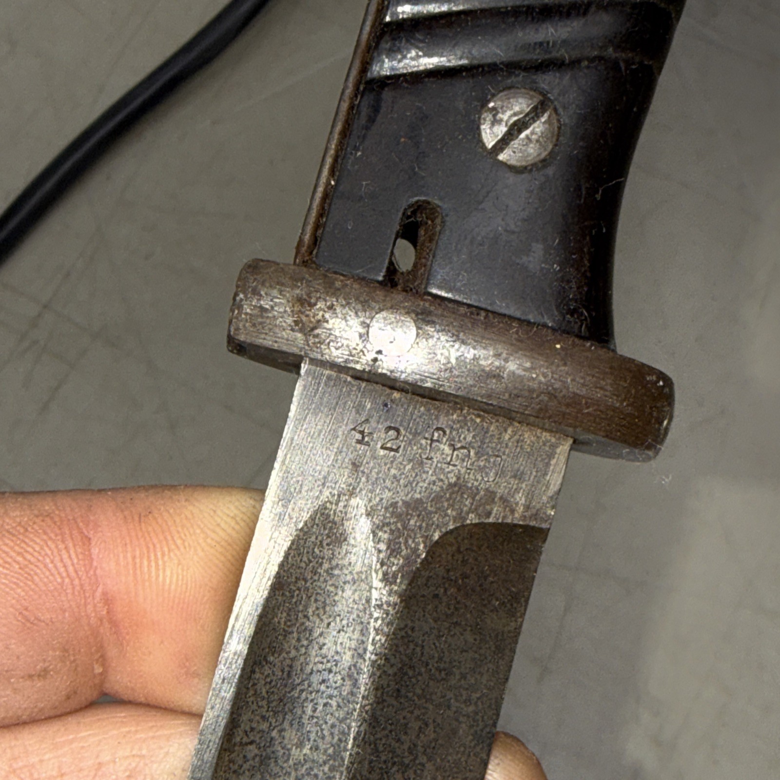 German WW2 K98 Bayonet Carl Eickhorn Mfg 1942 cof Bakelite Grips