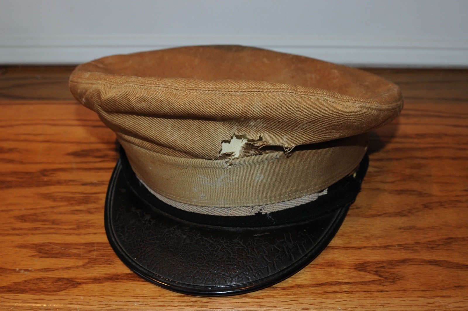 United State US WW2 USN Navy Visor Hat Cap Original Period Hat Well Worn Damaged