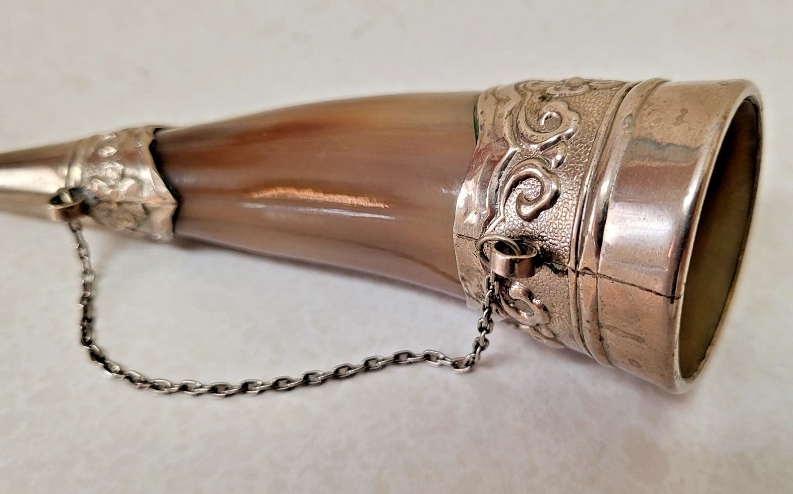 Vtg Horn Wine Cup Silver Trim Embossed Chain Ceremonial Ox Bull Bovine Scottish