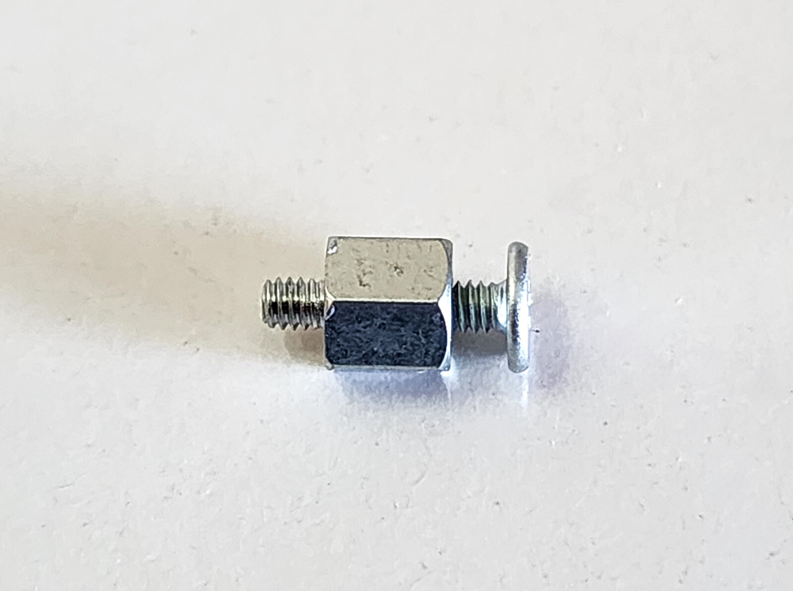 Asus Motherboard M.2 / NVMe Screw 13020-00407100 x Screw ONLY - BRAND NEW.