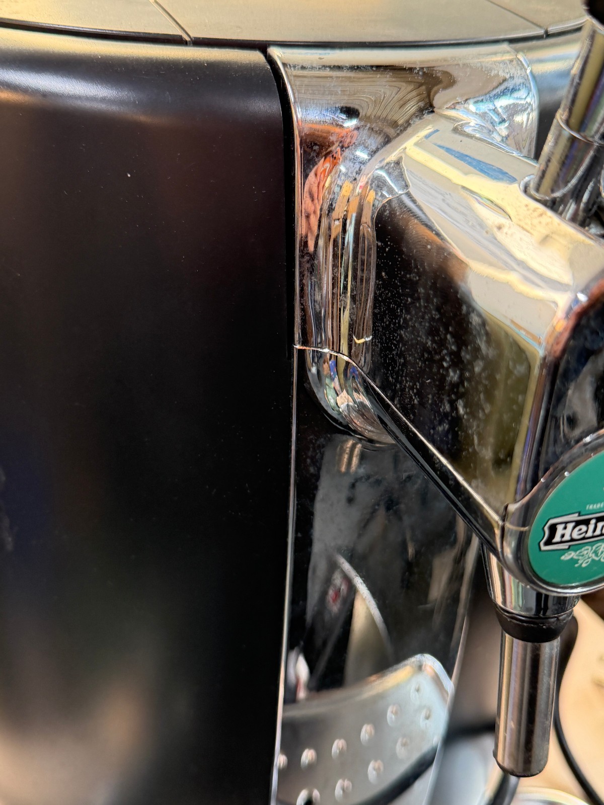 Krups Beertender B100 Home Draft Beer Dispenser *Open Box