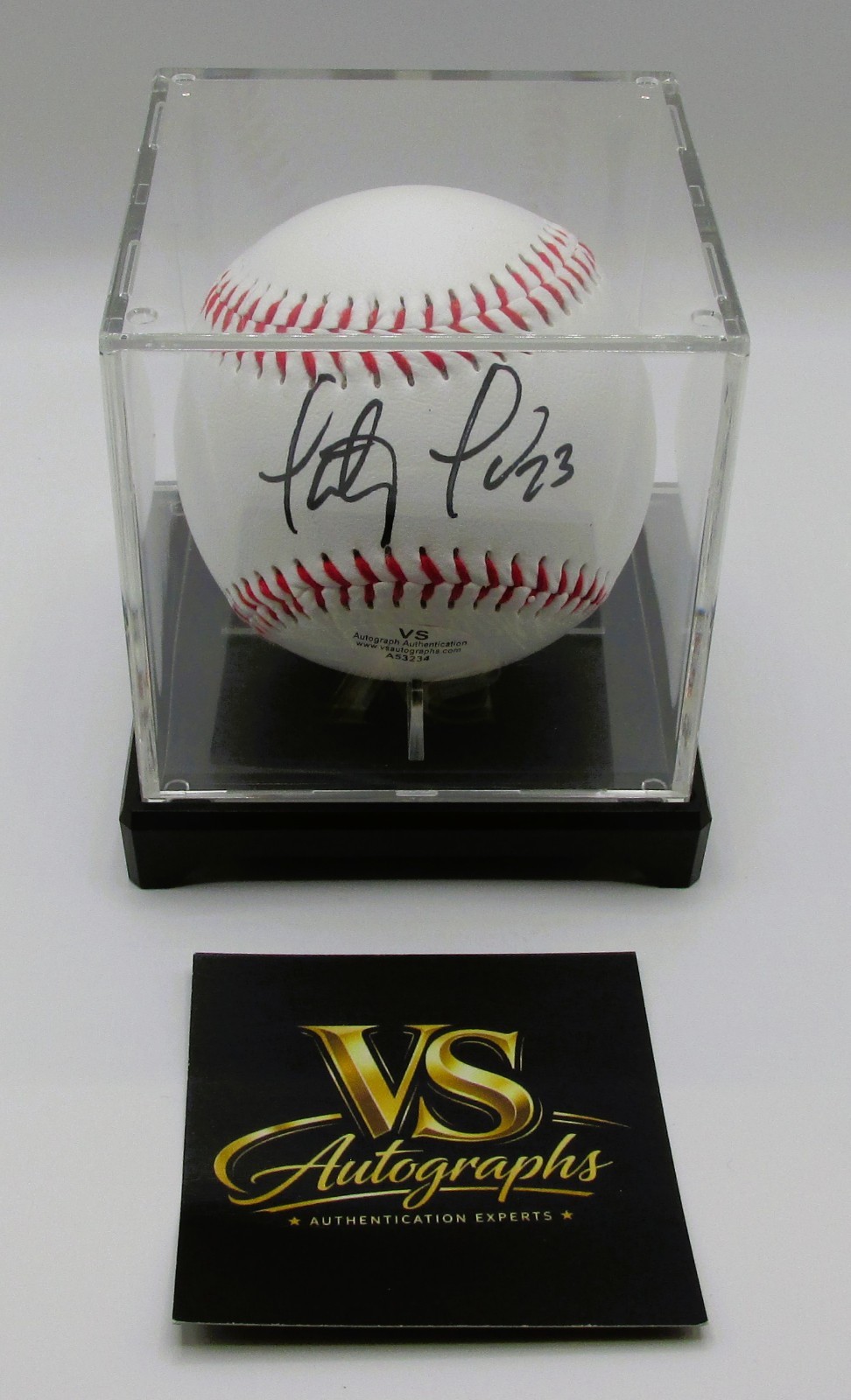 Fernando Tatis Jr. Signed Baseball In Case With COA (A53234) (Padres)