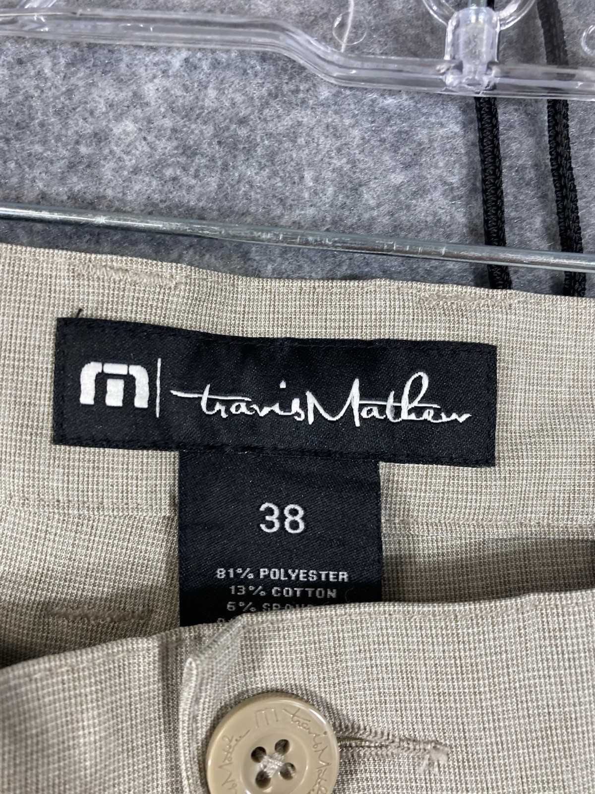 Travis Mathew Beck Golf Chino Shorts Mens 38 Khaki Stretch Wrinkle Resistant NWT