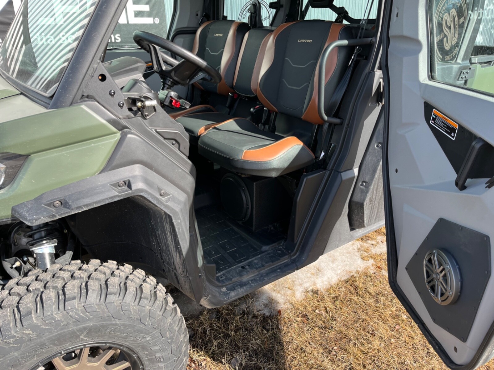 CAN-AM Defender 4 door MAX 10" Subwoofer Box Enclosure Under Seat Waterproof