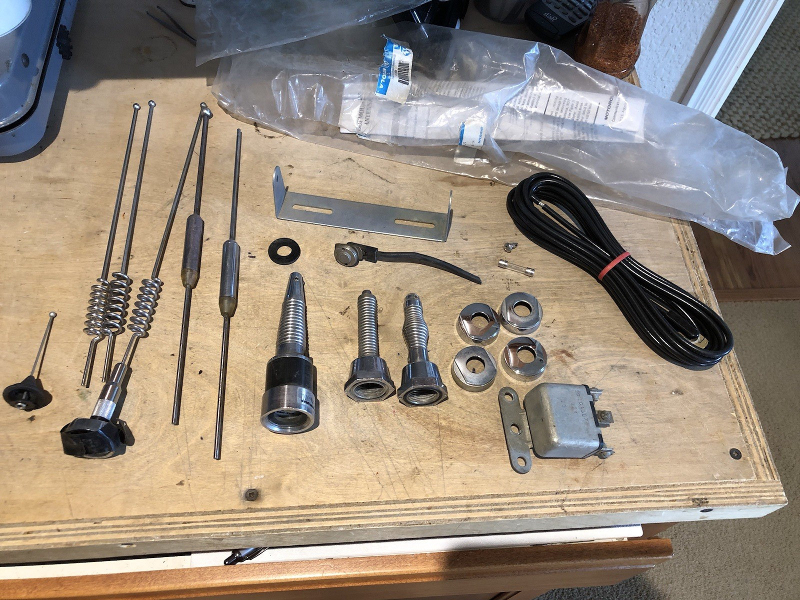 1984 Vintage Motorola Mobile Antenna LOT You get all