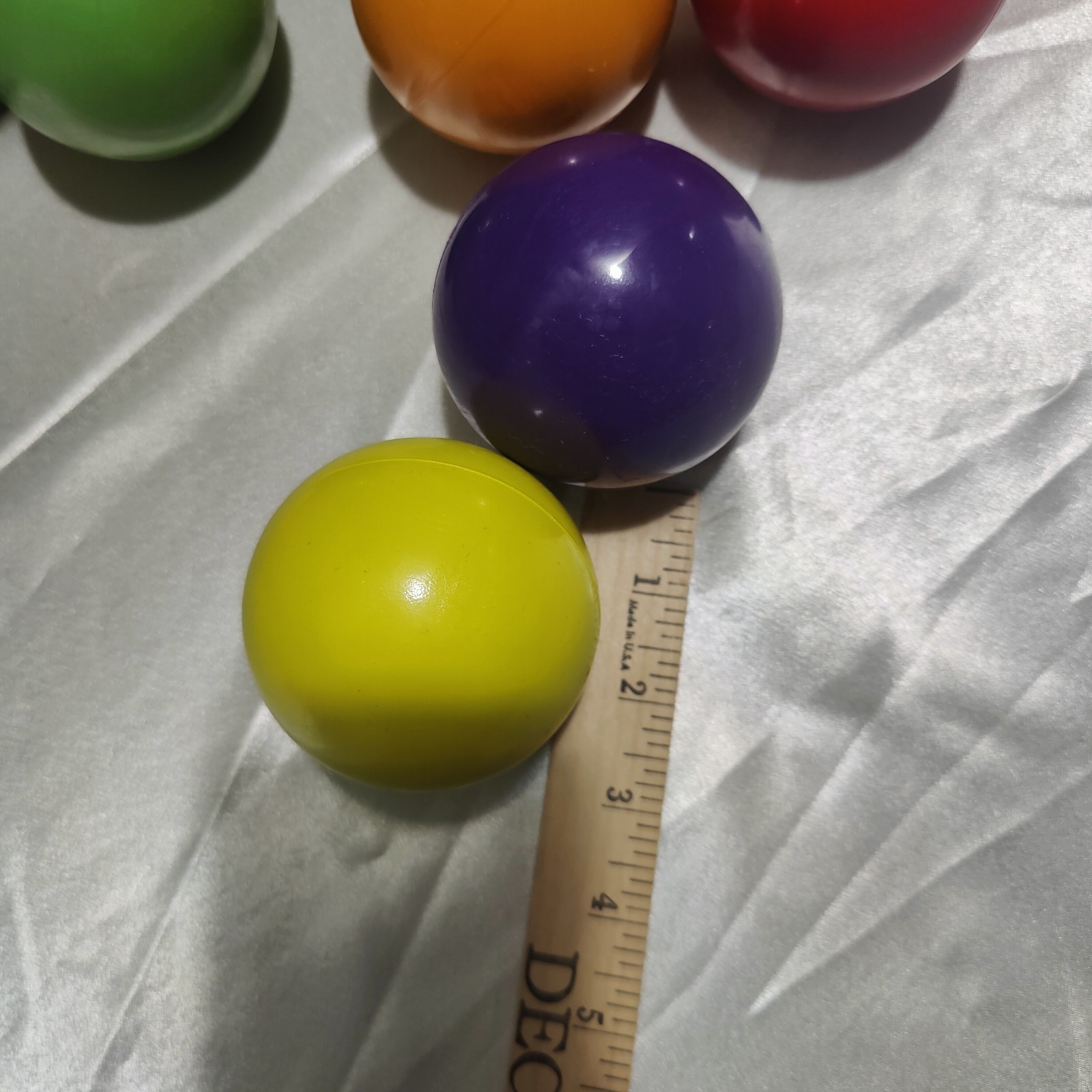 Heavy Duty Adult Juggling Balls Set Of 6, Around 3 Inch Diameter And 10oz Each