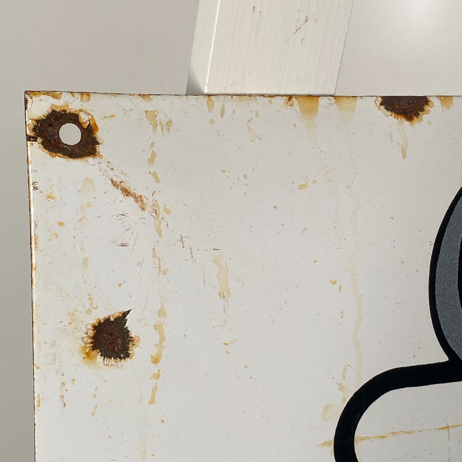 Triumph Enamel Sign - 40x30cm (15.7x11.8") - Retro Motorcycle Dealership Signage