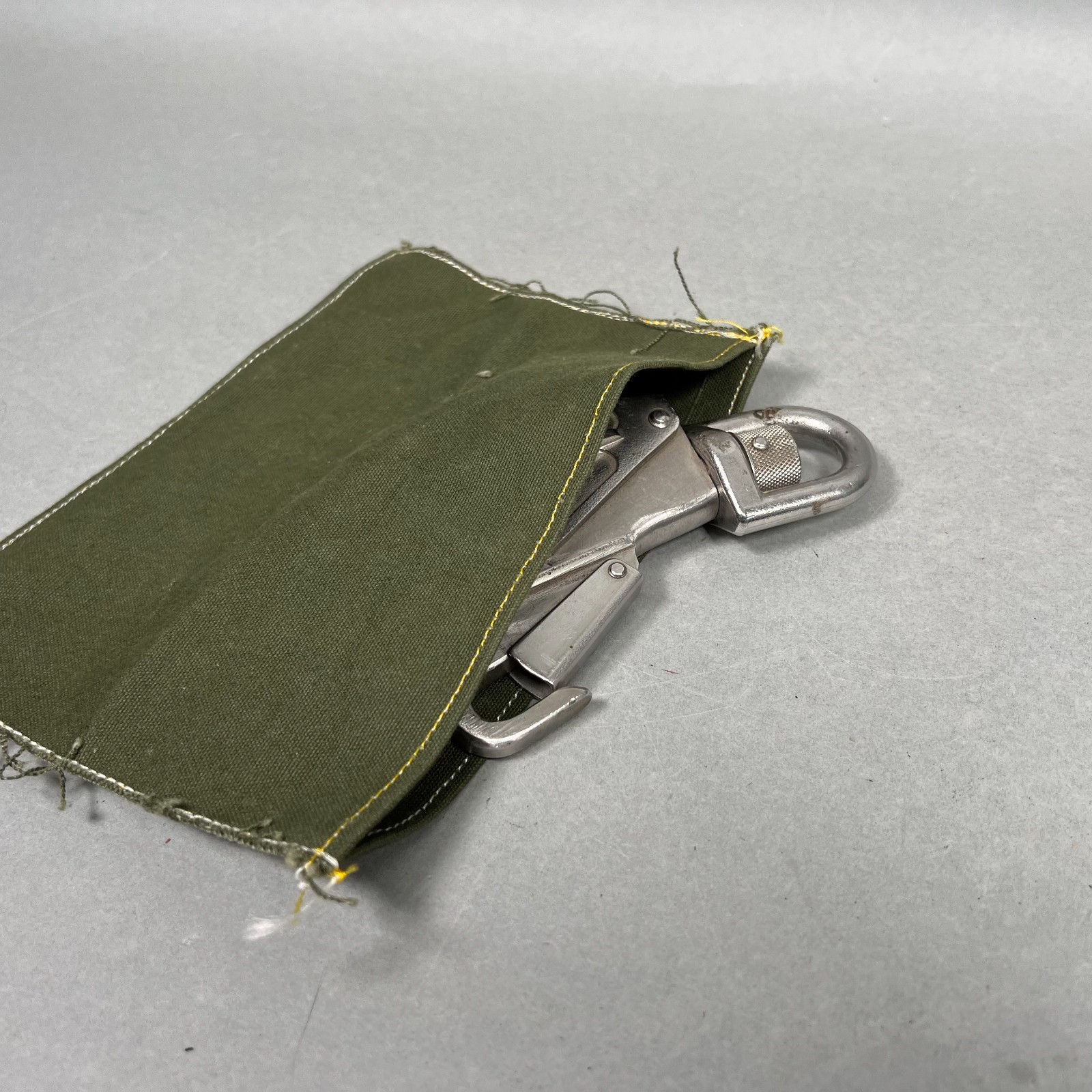 Vietnam War HELICOPTER "PELICAN" RESCUE HOOK (MS 18027-2A) Aerial M&TC AMTC NICE