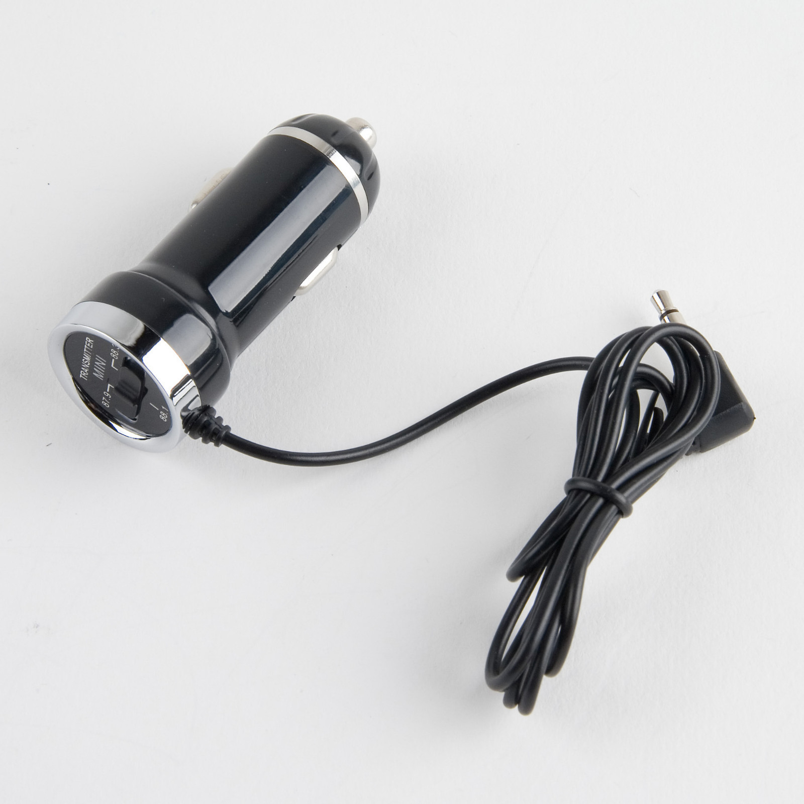 YAC TP-172 Mini FM Transmitter for iPhone & iPod Touch