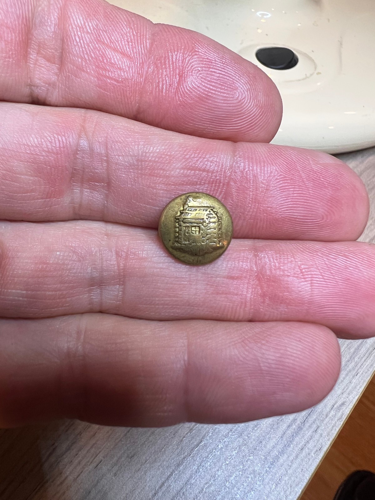 Scarce 1-Piece Log Cabin 1840 Harrison Presidential Campaign Vest Button