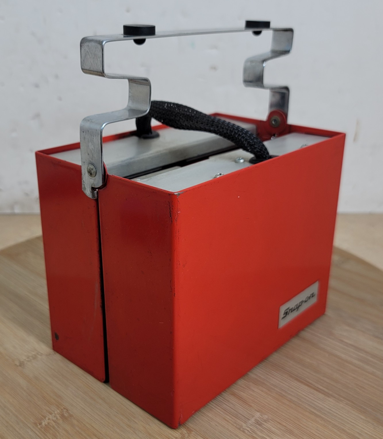 Snap-On MT 470 Digital High Impedance Volt & Ohm Meter - Red