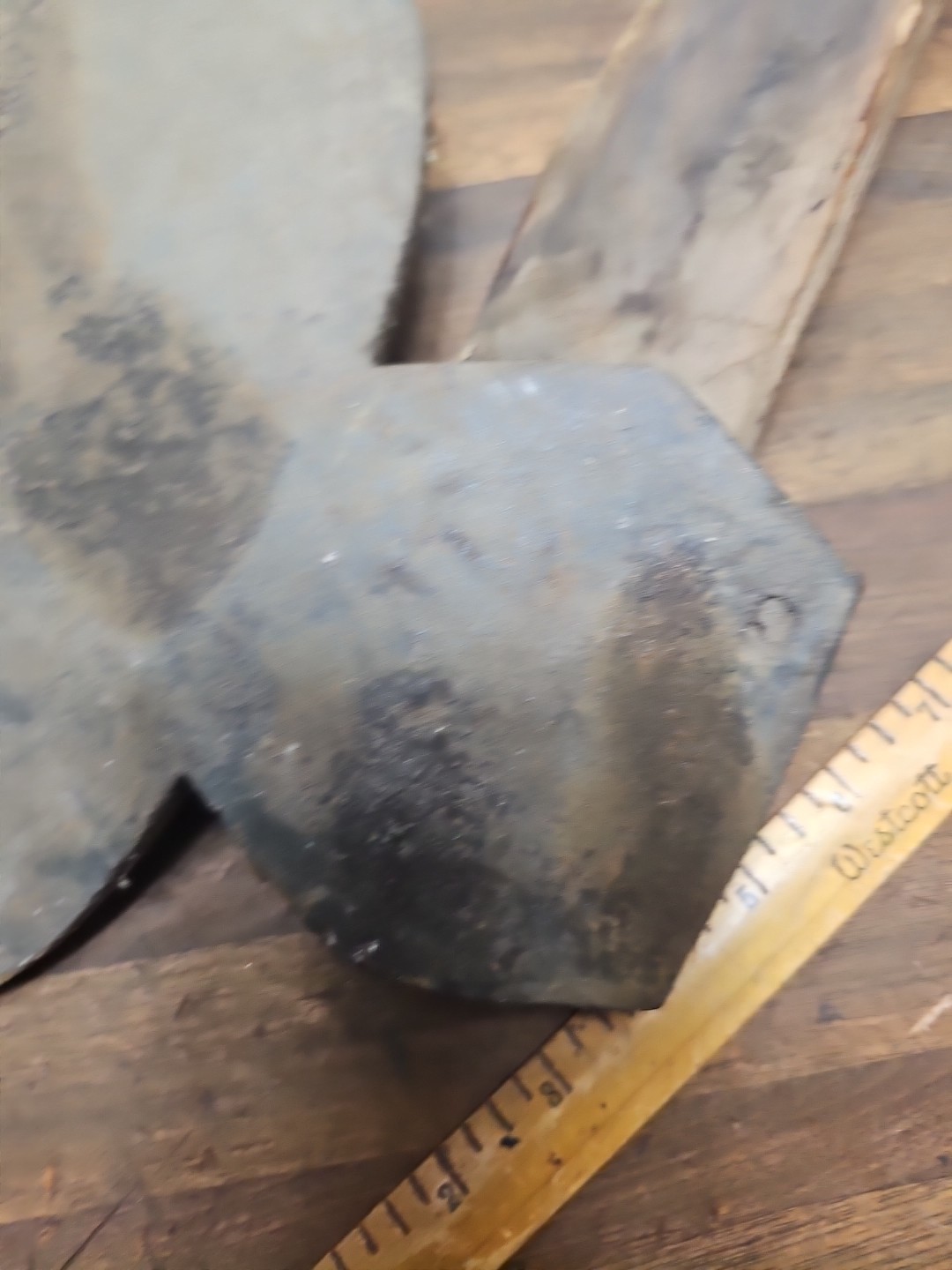 R23- Antique Broad Axe 6 lb 12 oz