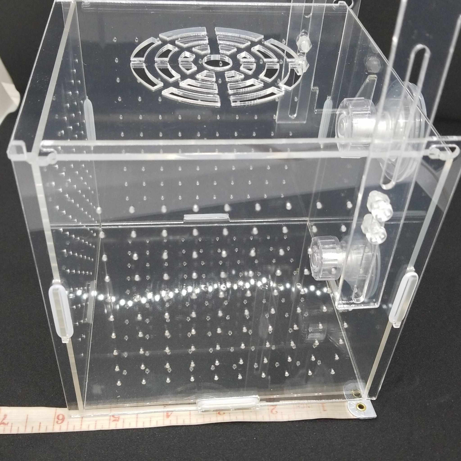 Aquarium Fish Clear Breeding Box 3 Sizes Acrylic Breeder Guppy Snails Betta Fry