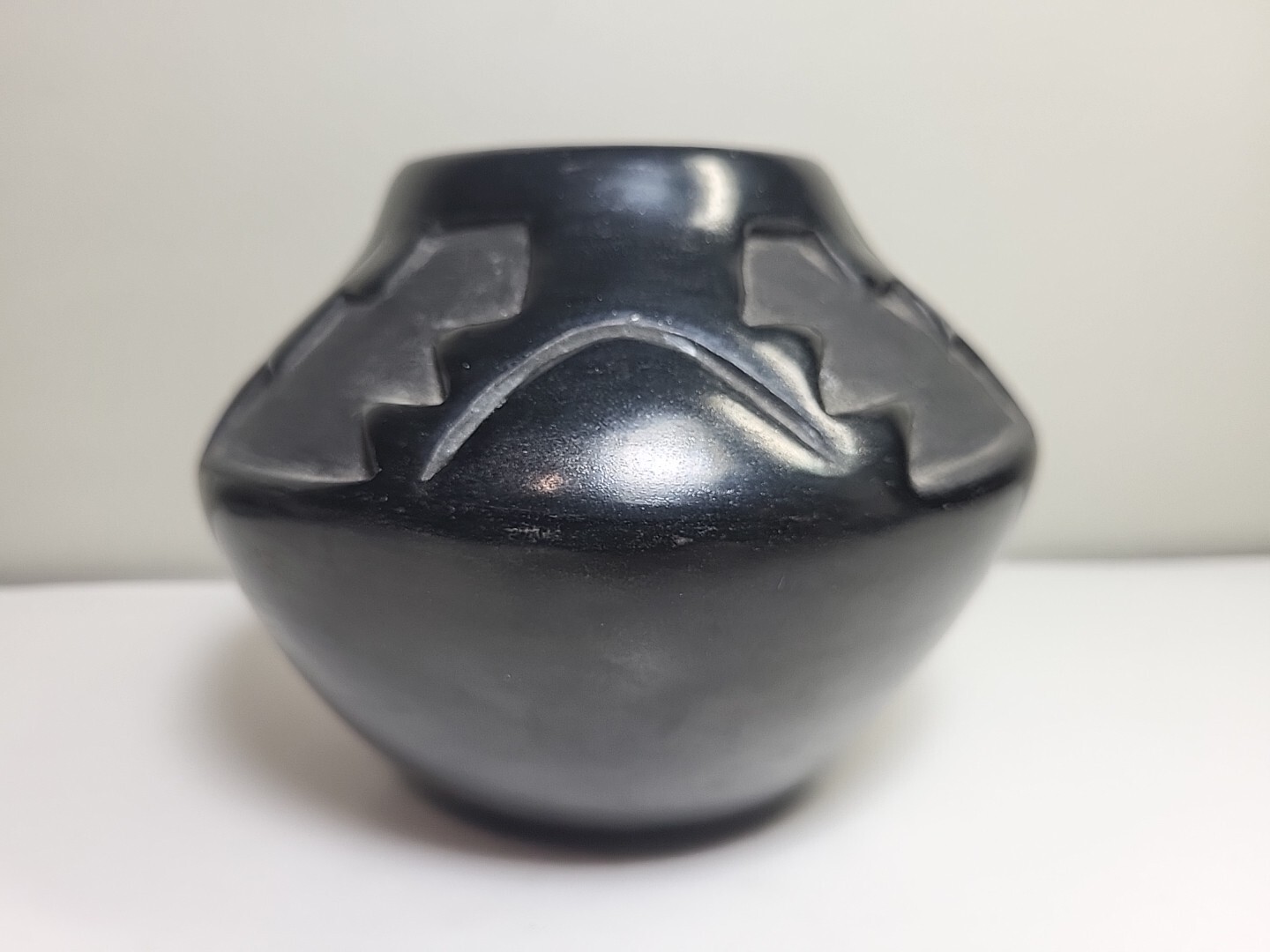 Early Julia Martinez Santa Clara Pueblo Pottery Bowl Jar Vase