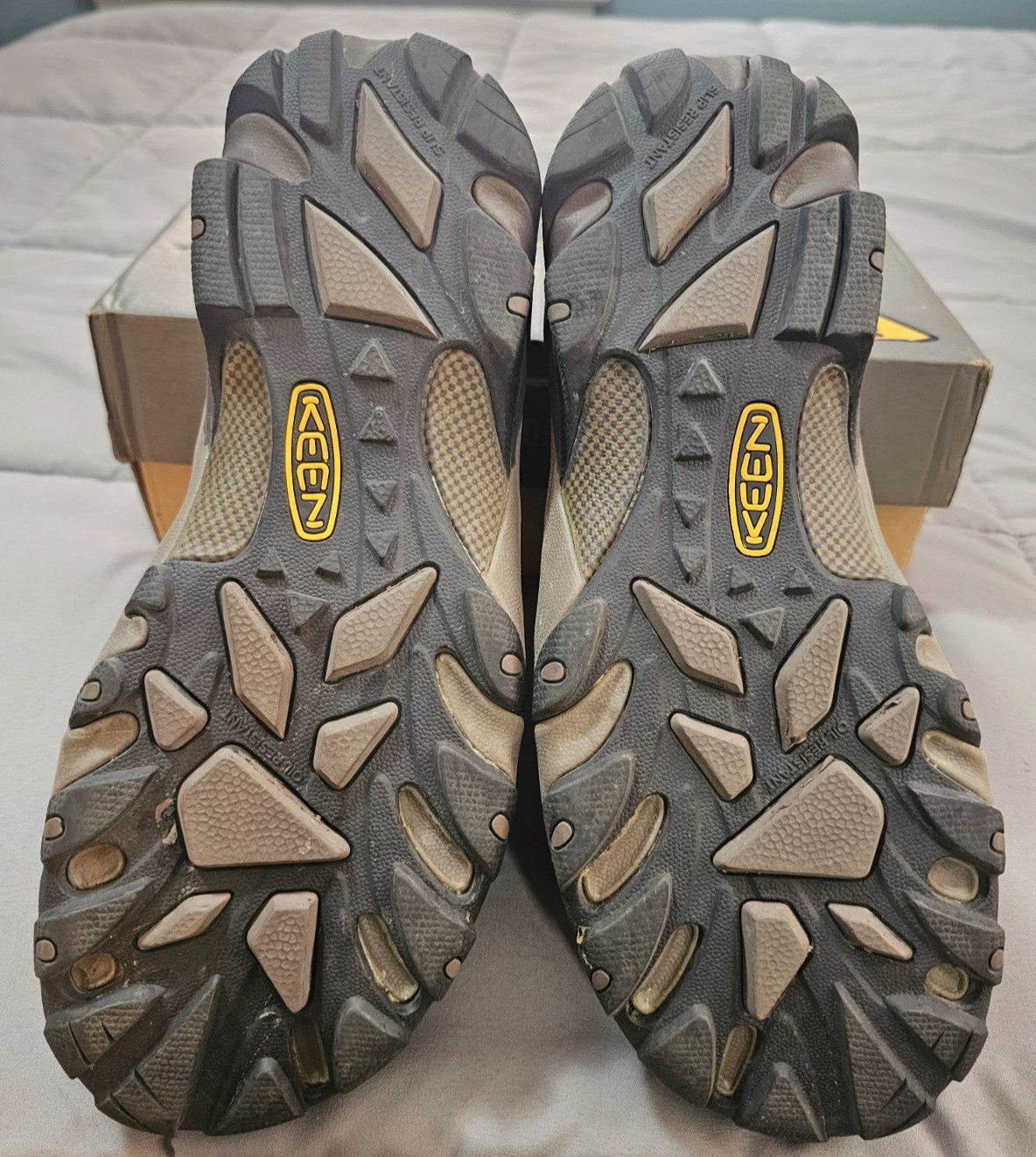 Keen® (Men's 10.5 WIDE) Utility Lansing™ Low (Steel Toe) EH SR Work Shoe - $140
