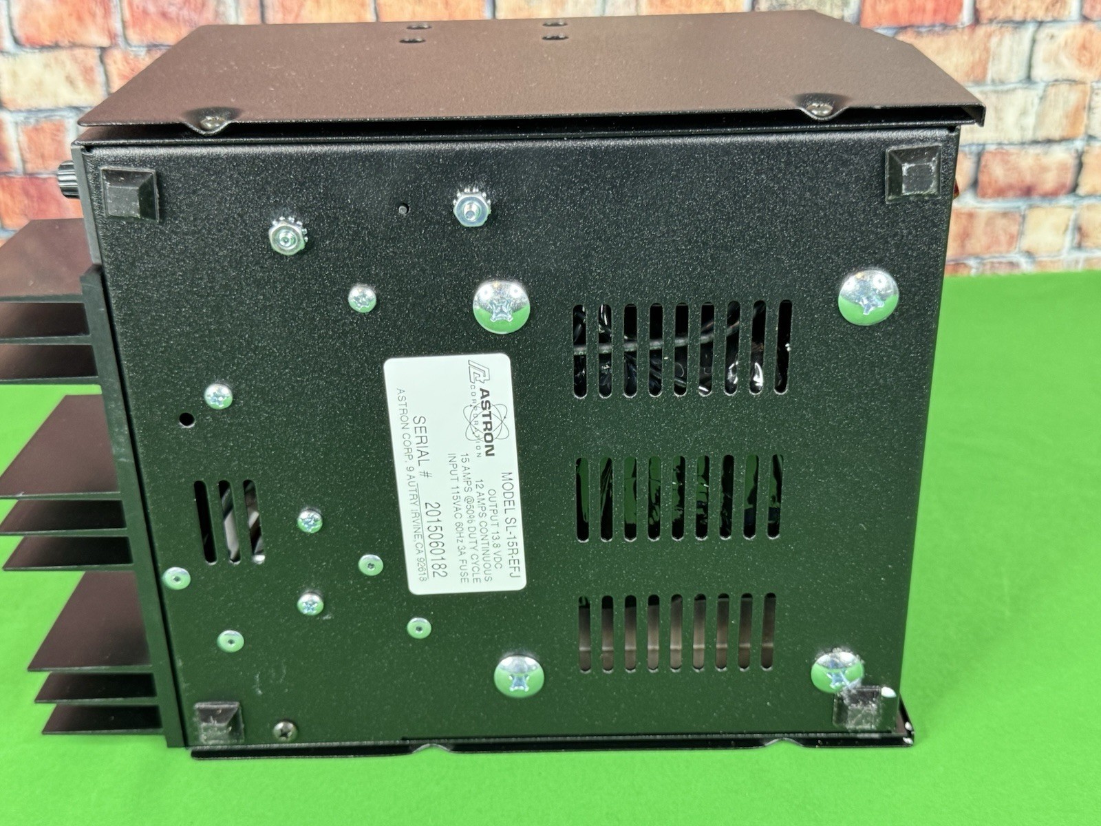 New Astron SL-15R-EFJ, 13.8 VDC 15 AMP Power Supply w EF Johnson Power Cable