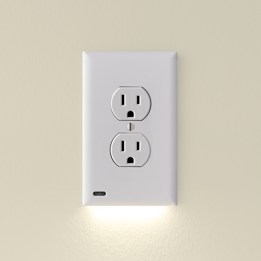 SnapPower GuideLight 2 - Night Light - Outlet Wall Plate With LED Night Lights