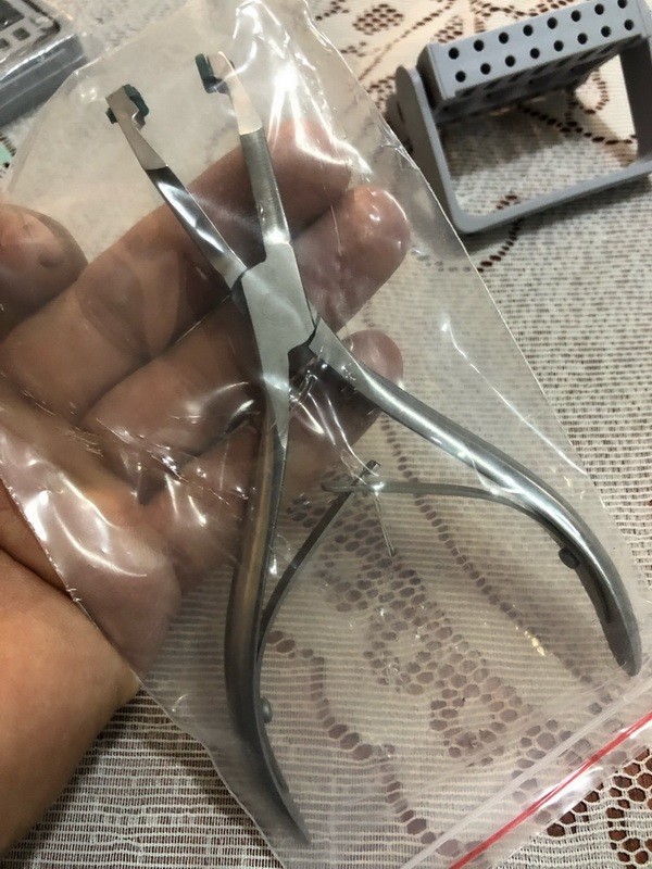 Dental Crown Pliers Remover With Rubber Tipped Stainless Steel Instruments