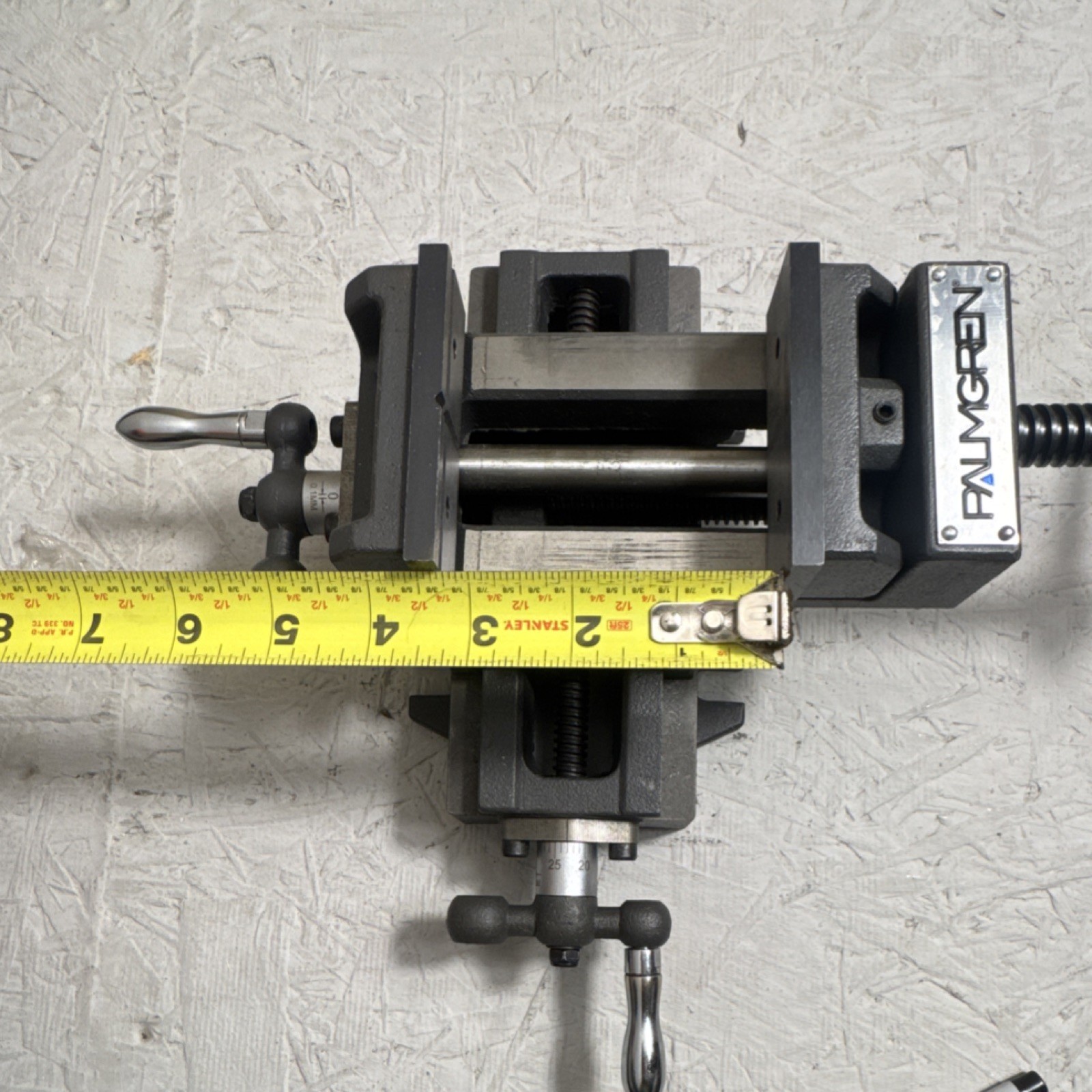 Palmgren 3.5" Jaw Width 3.25" Opening Cross Slide Machine Vise