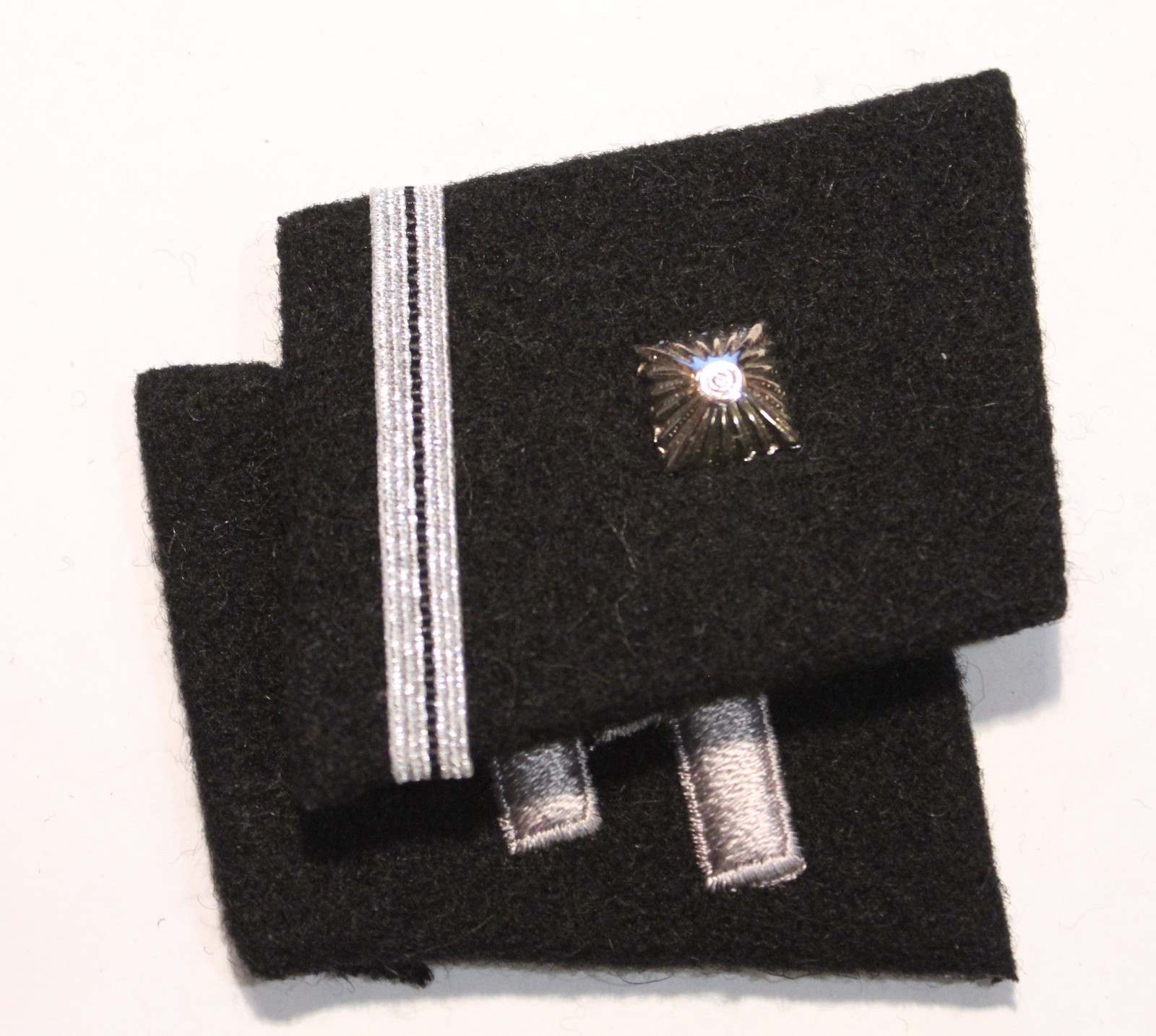 WW2 German Elite NCO Sharfuhrer collar tab set