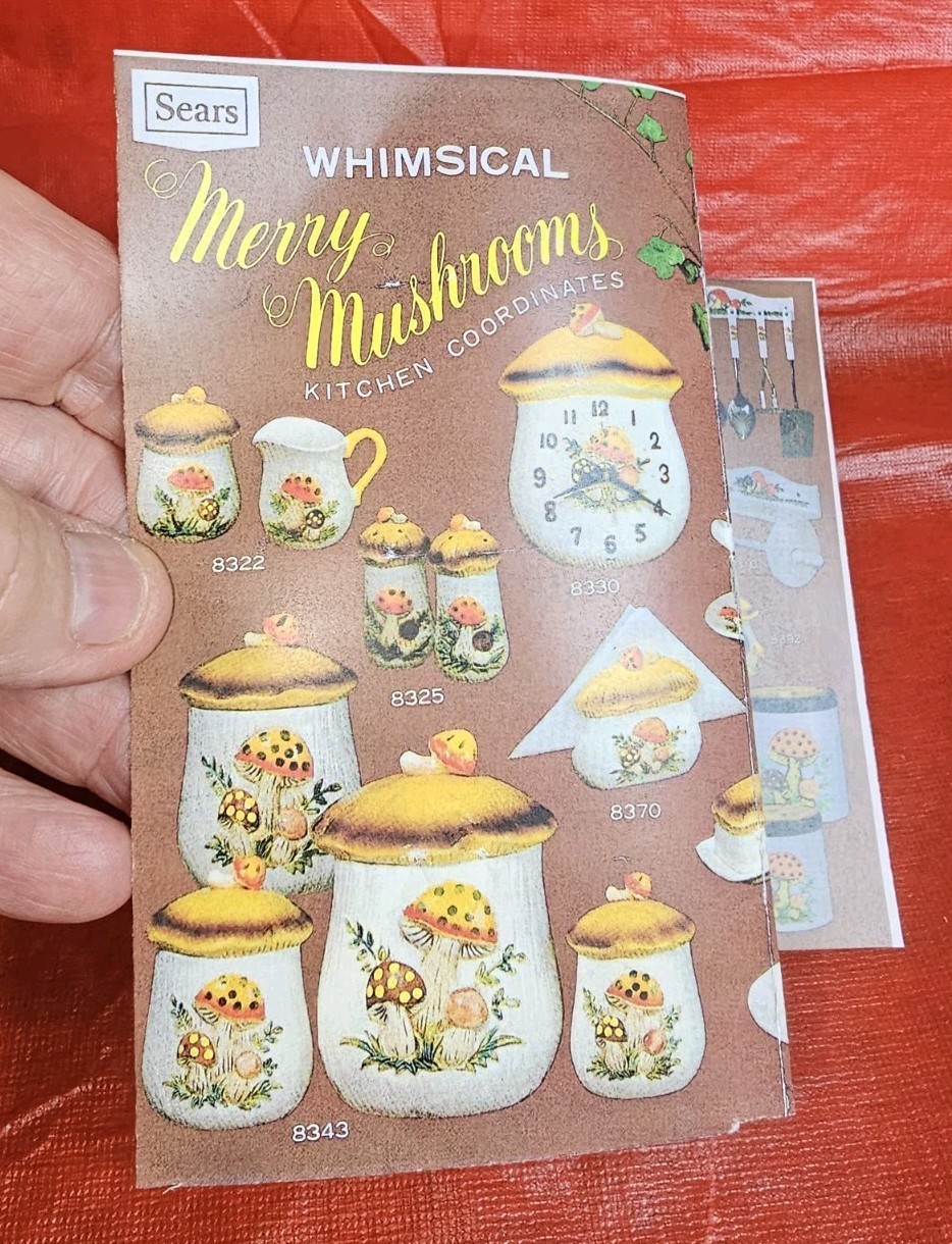 SEARS MERRY MUSHROOM PRODUCT CATALOG / FLYER /PAMPHLET COPY ORIG SIZE 10"×5.5"