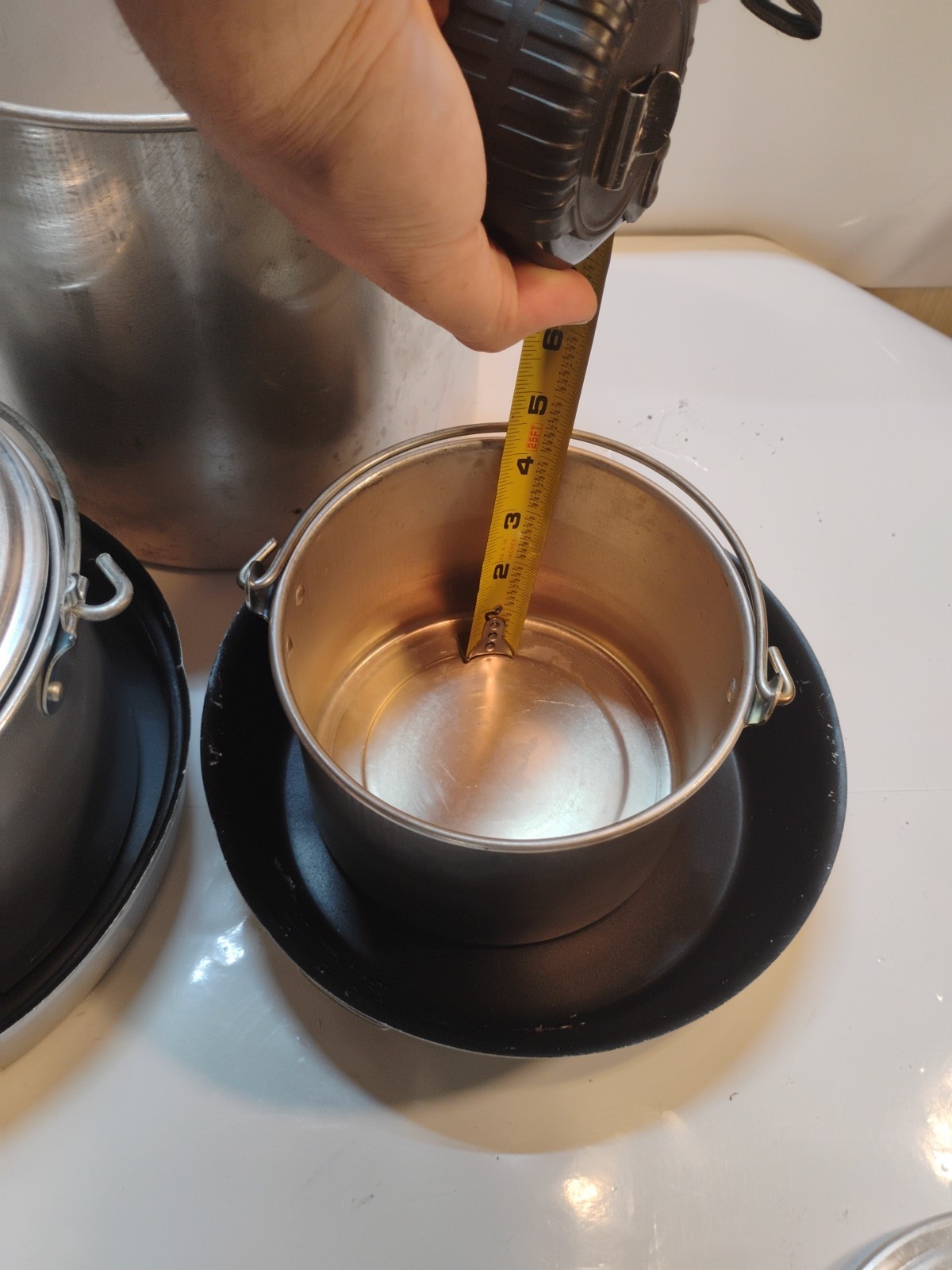 5 Piece Camping. Nesting Pot. Mess Kit Set. With Large Soup Pot READ DESCRIPTION