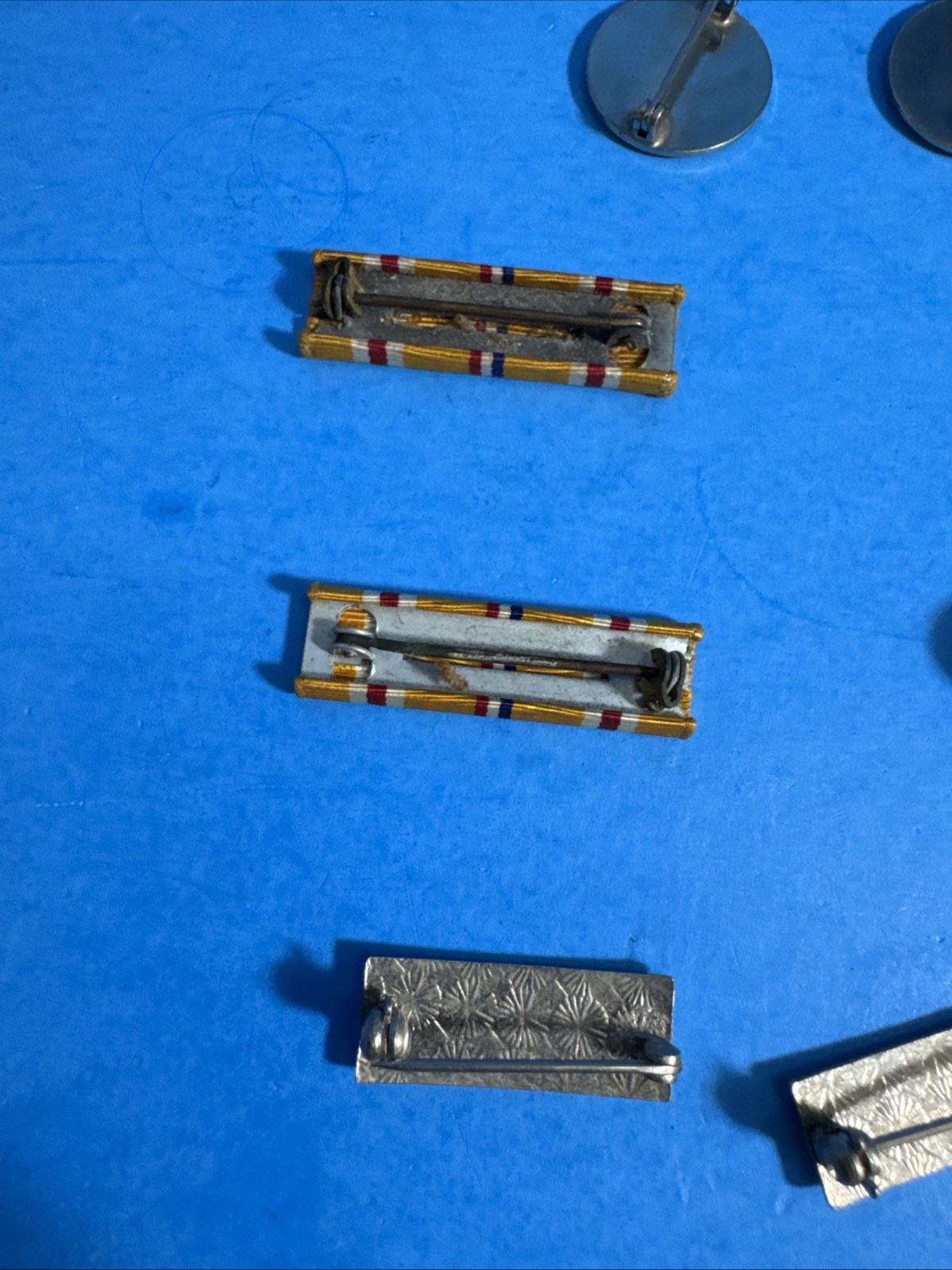 Military WW2 Pins And Bars Lot US Military Pins (T6)