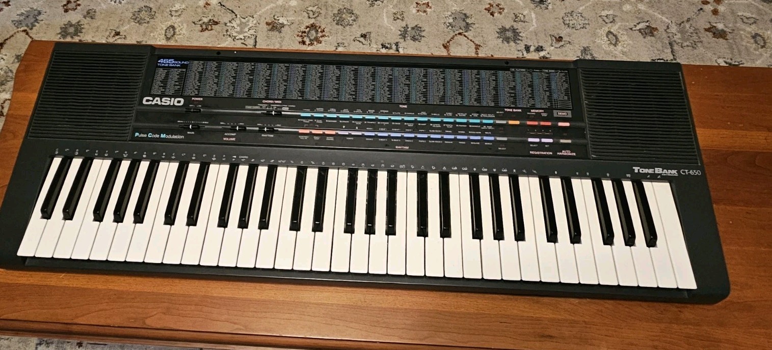 Vintage Casio CT-650 Tone Bank 61-Key Keyboard Tested Working 465 Sounds Retro