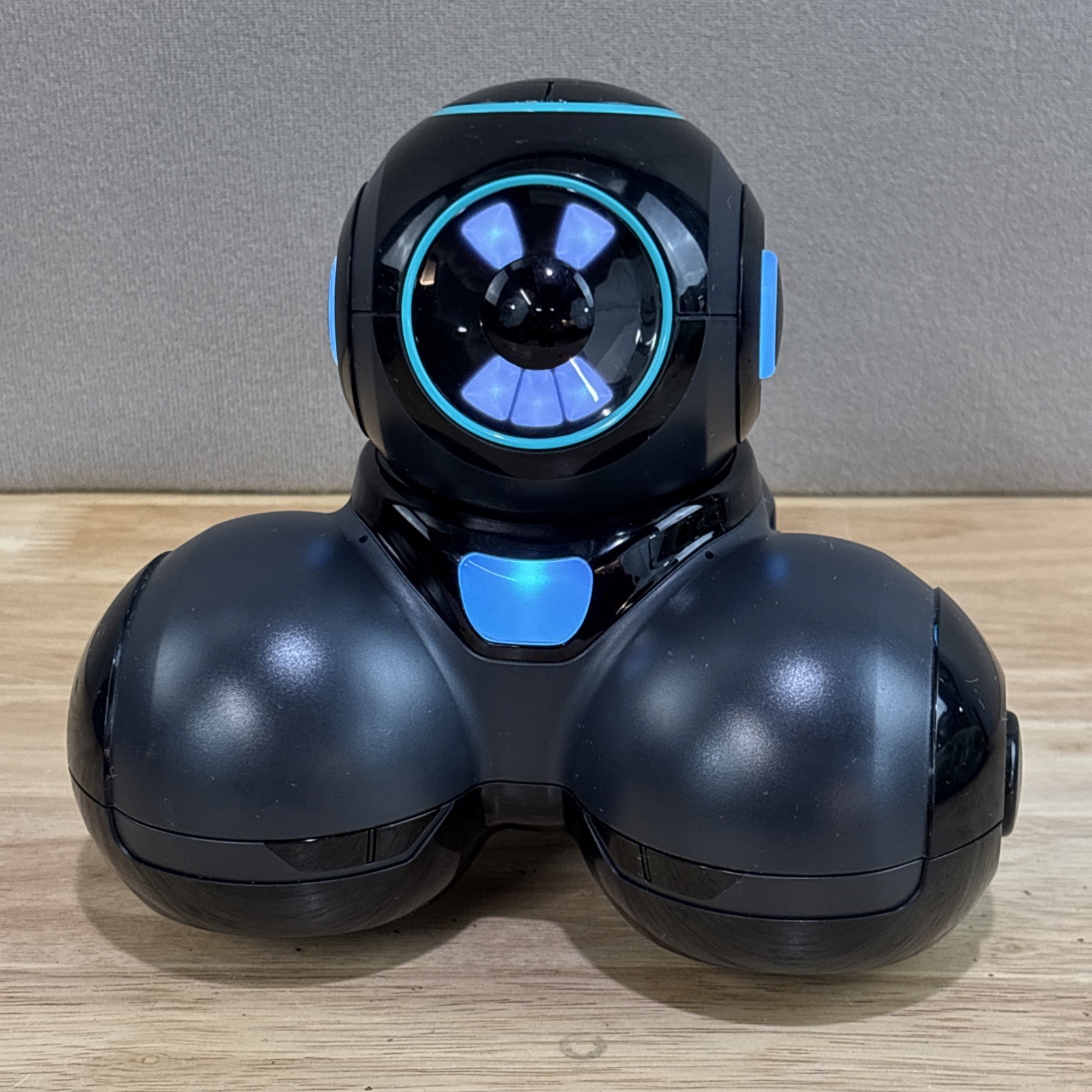 Wonder Workshop CUE Coding Cleverbot QU01 - Works!