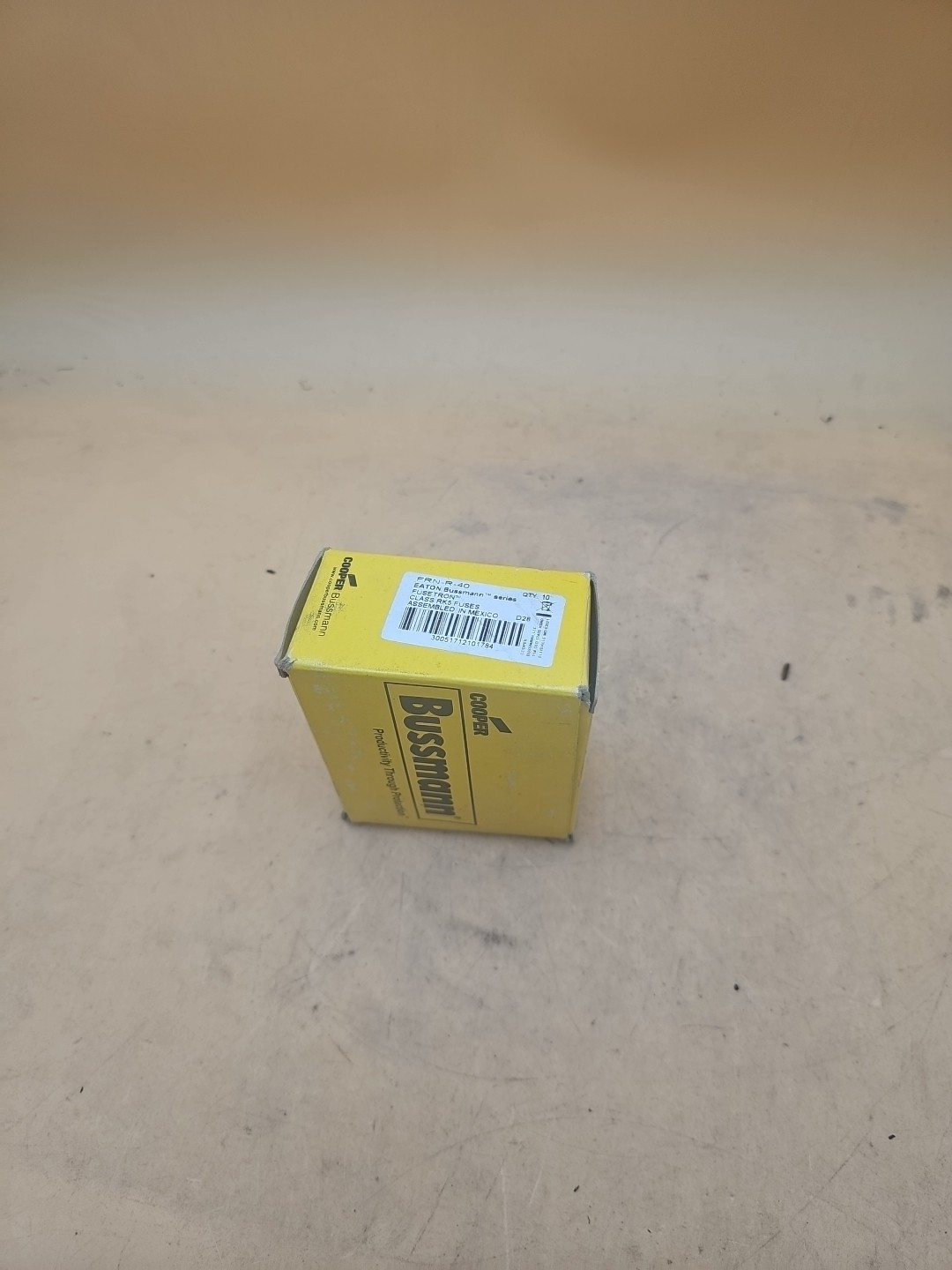 LOT OF 8 Cooper Bussmann Fusetron FRN-R-40 Class RK5 40 Amp Time-Delay Fuses